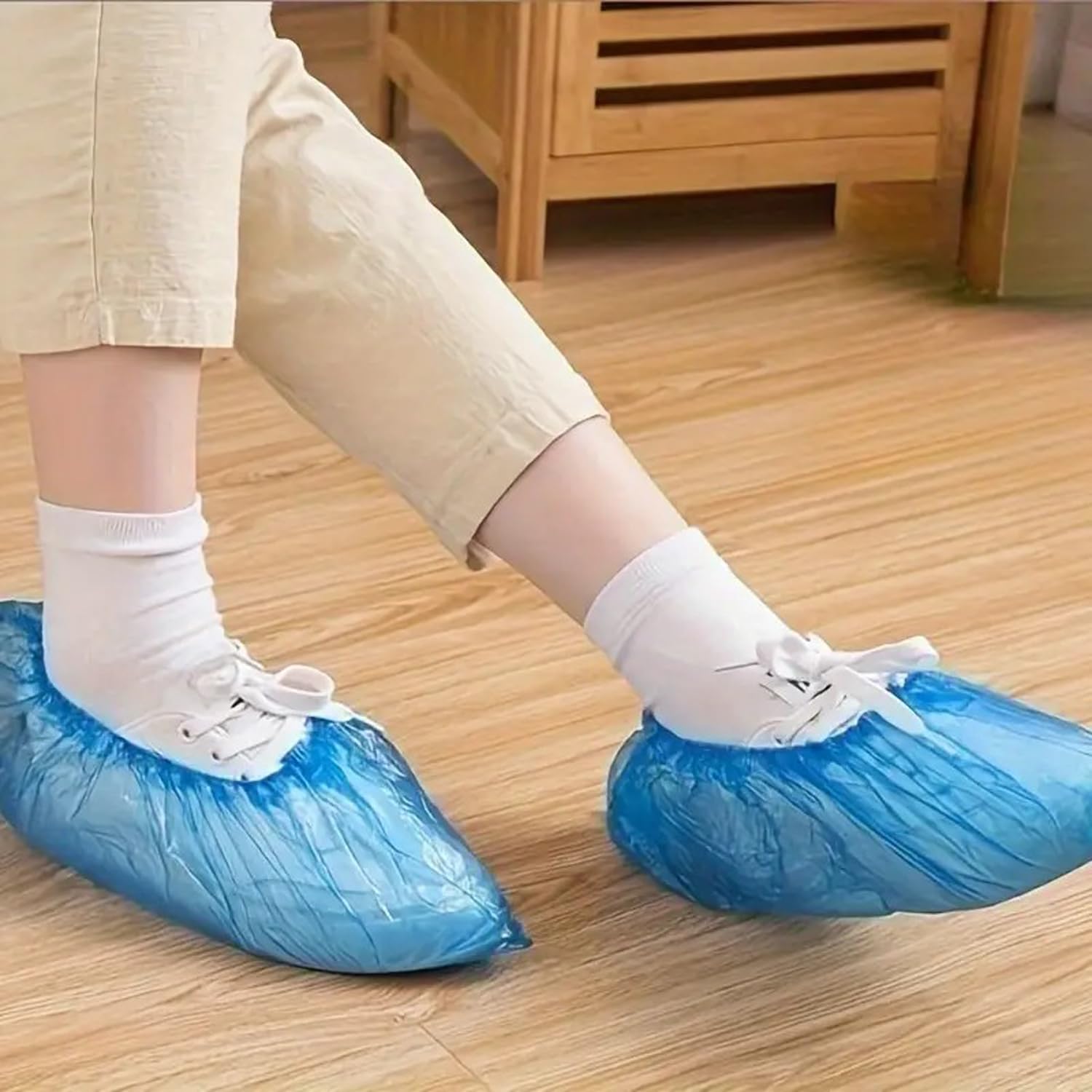 Copriscarpe Monouso CPE Resistenza Elevata agli Strappi Elastico Rinforzato DPI Blu Opaco