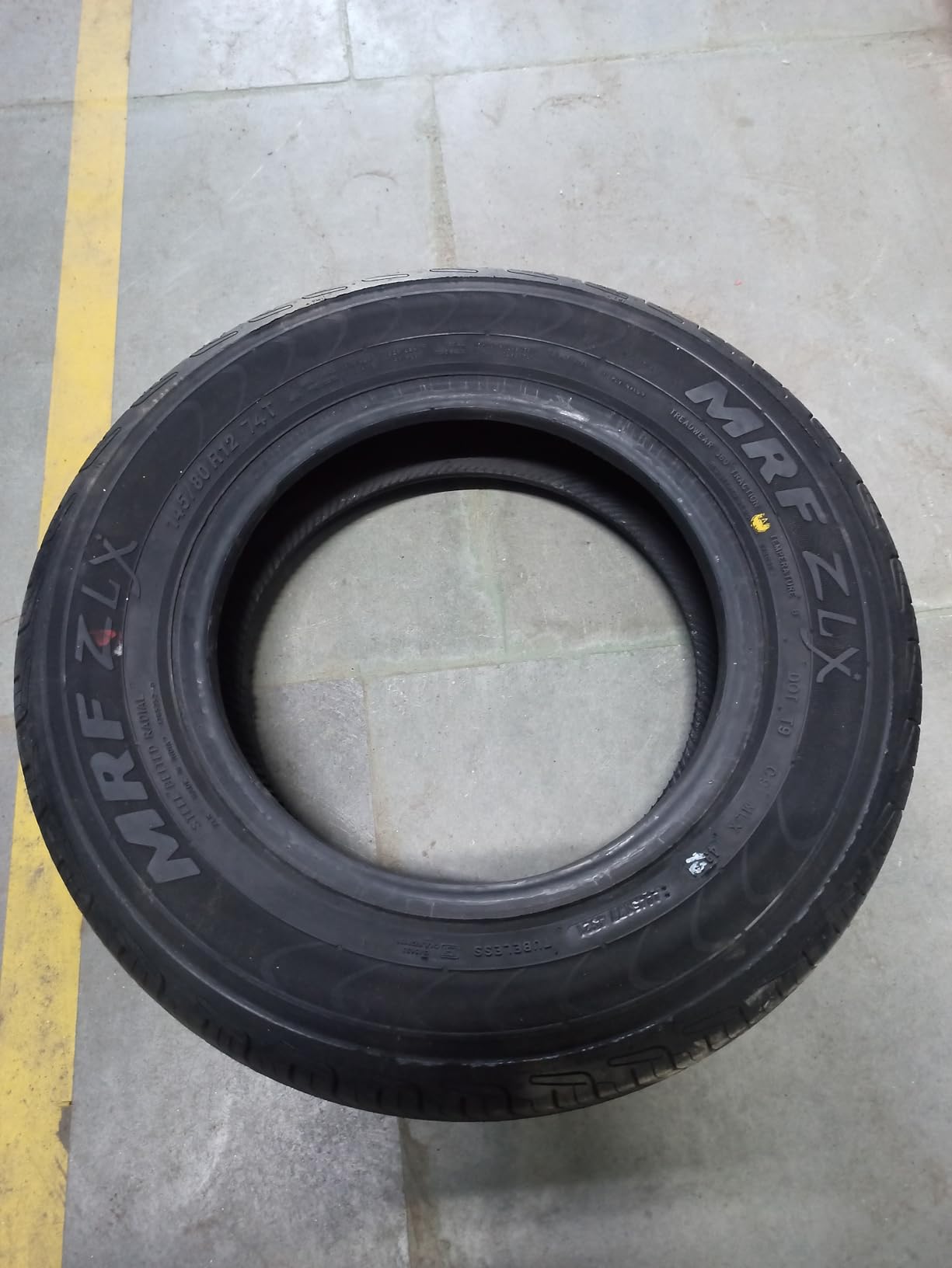 MRF ZLX 145/80 R12 74T Tubeless Car Tyre : Amazon.in: Car & Motorbike