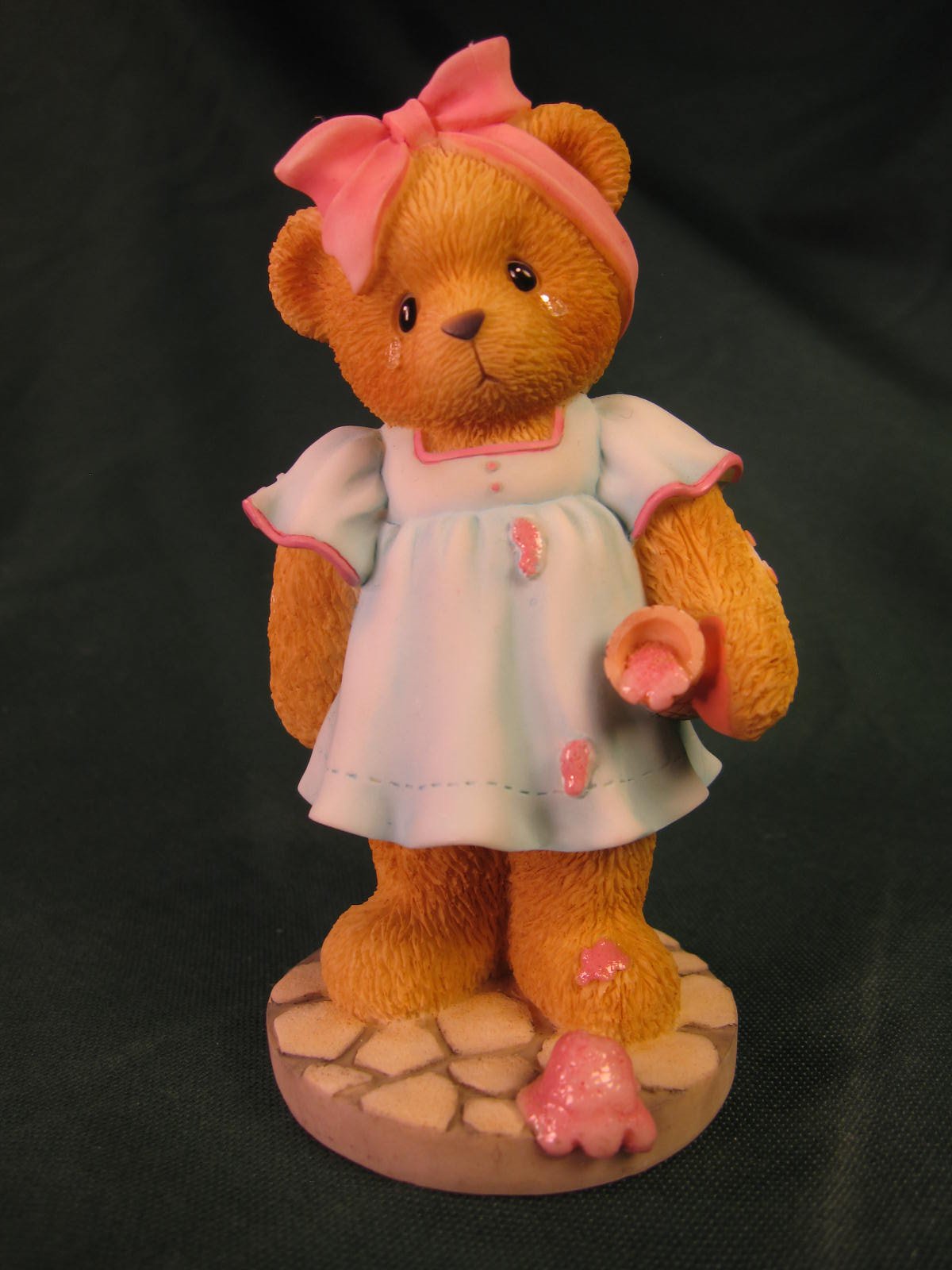 Amazon.com: Cherished Teddies. Lorraine Don't Let It