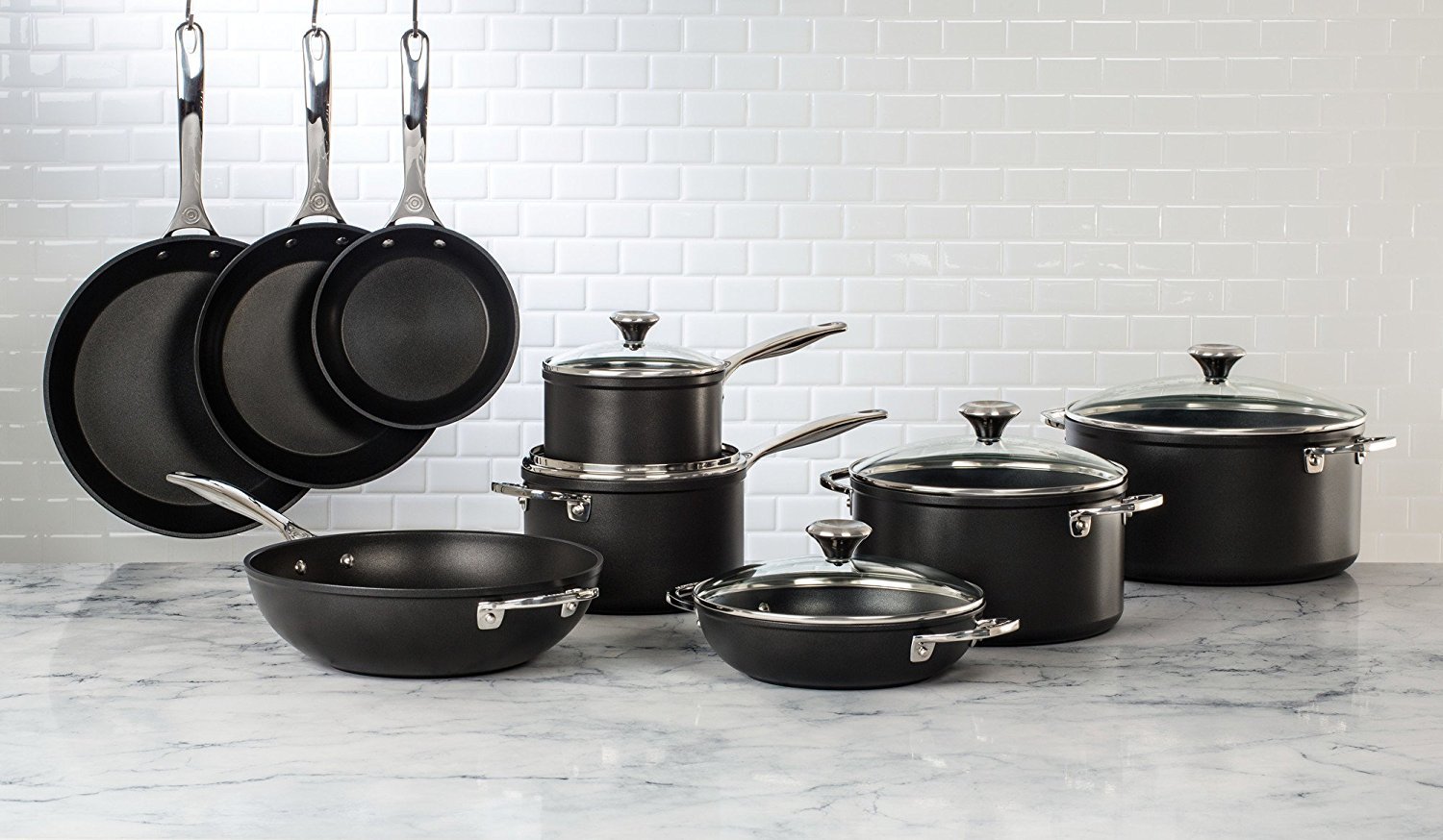 新品未使用　LE CREUSET TNS 24cm Braiser Toughened Non-stick PRO Braiser | Le Creuset®