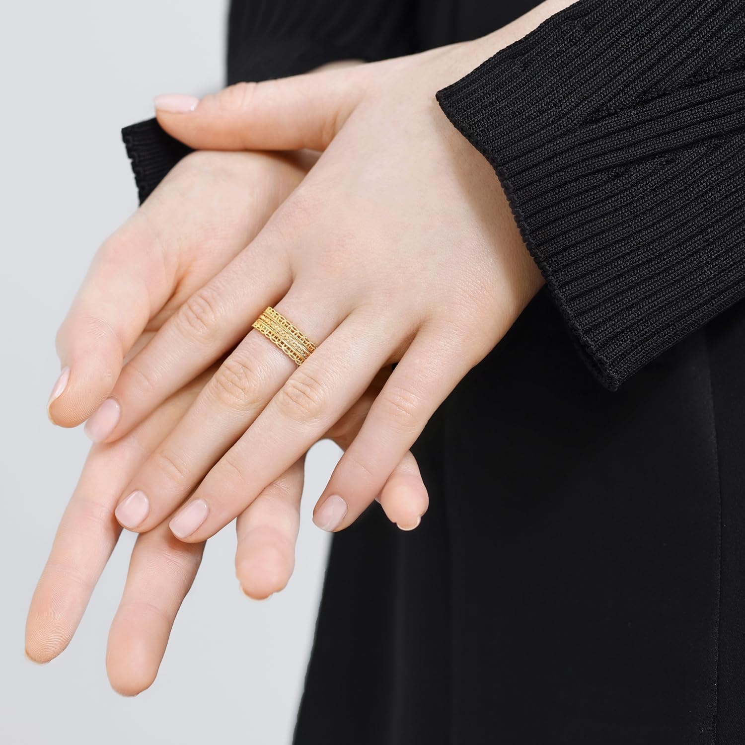 CHOW SANG SANG 999.9 24K Gold Cultural Blessings Ring for Women US Size 7.75 94540R Price-by-Weight 7.48g Gold