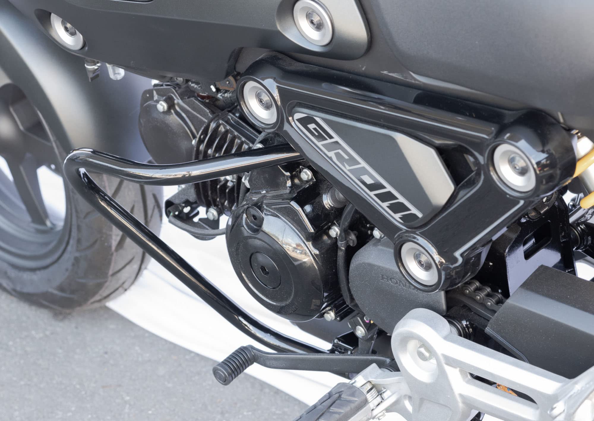 Amazon | キジマ(Kijima) バイクパーツ エンジンガード スチール製 