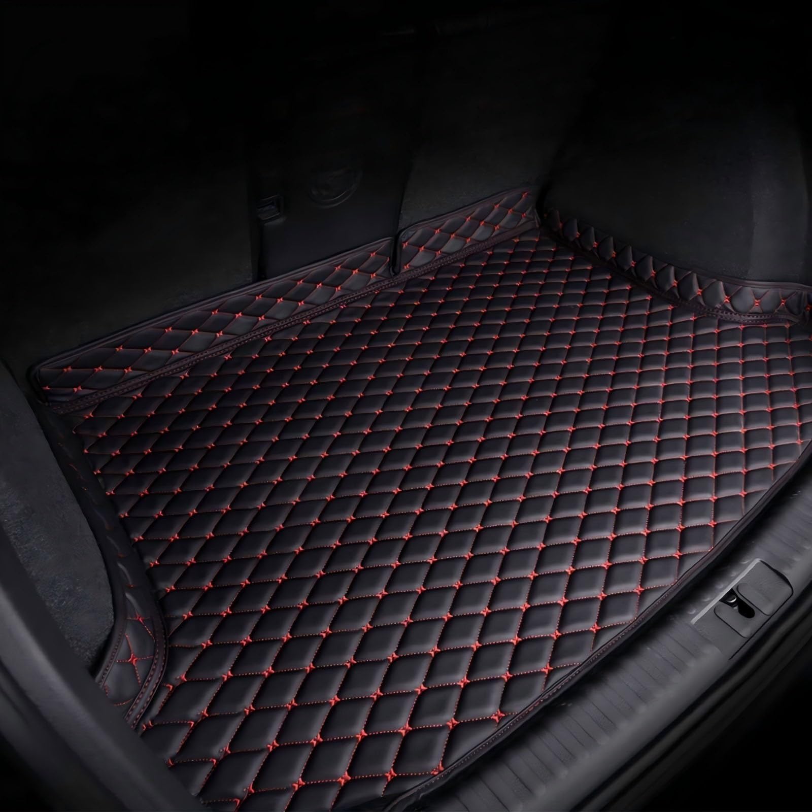Kofferraum Schutzmatte Kompatibel Mit Mercedes Benz CLA C117 180 200 220 260 4MATIC 2014-2018 Passgenaue Kofferraumwanne aus Leder 3D Passgenaue Abriebfest und Leicht zu Reinigen(Schwarz-Rot)