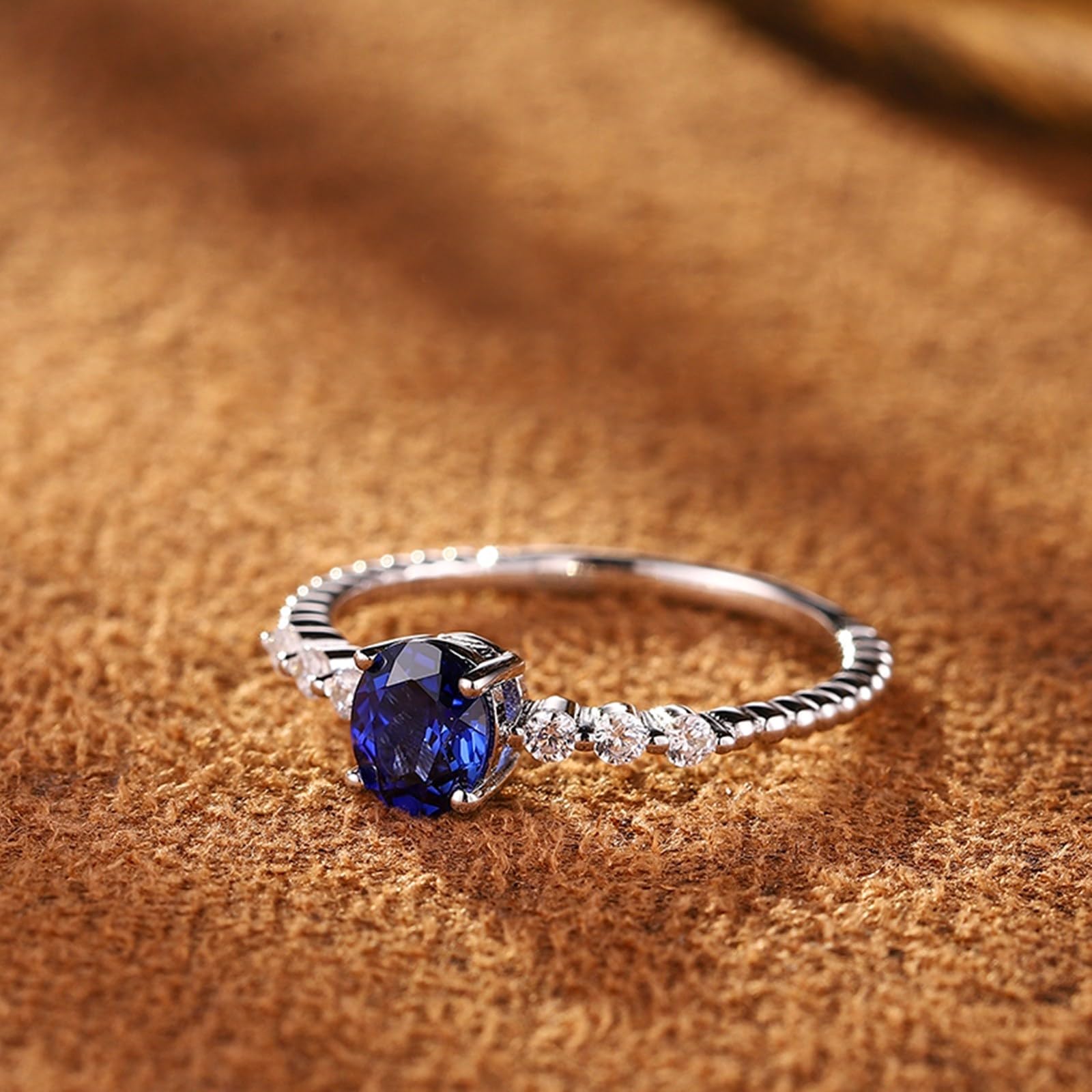 Anillo de compromiso de oro de 9 K, 14 y 18 quilates en zafiro creado, elegante anillo ovalado apilable para mujer, anillos de oro blanco con zafiro cultivado en laboratorio de 4 puntas de 1 ct