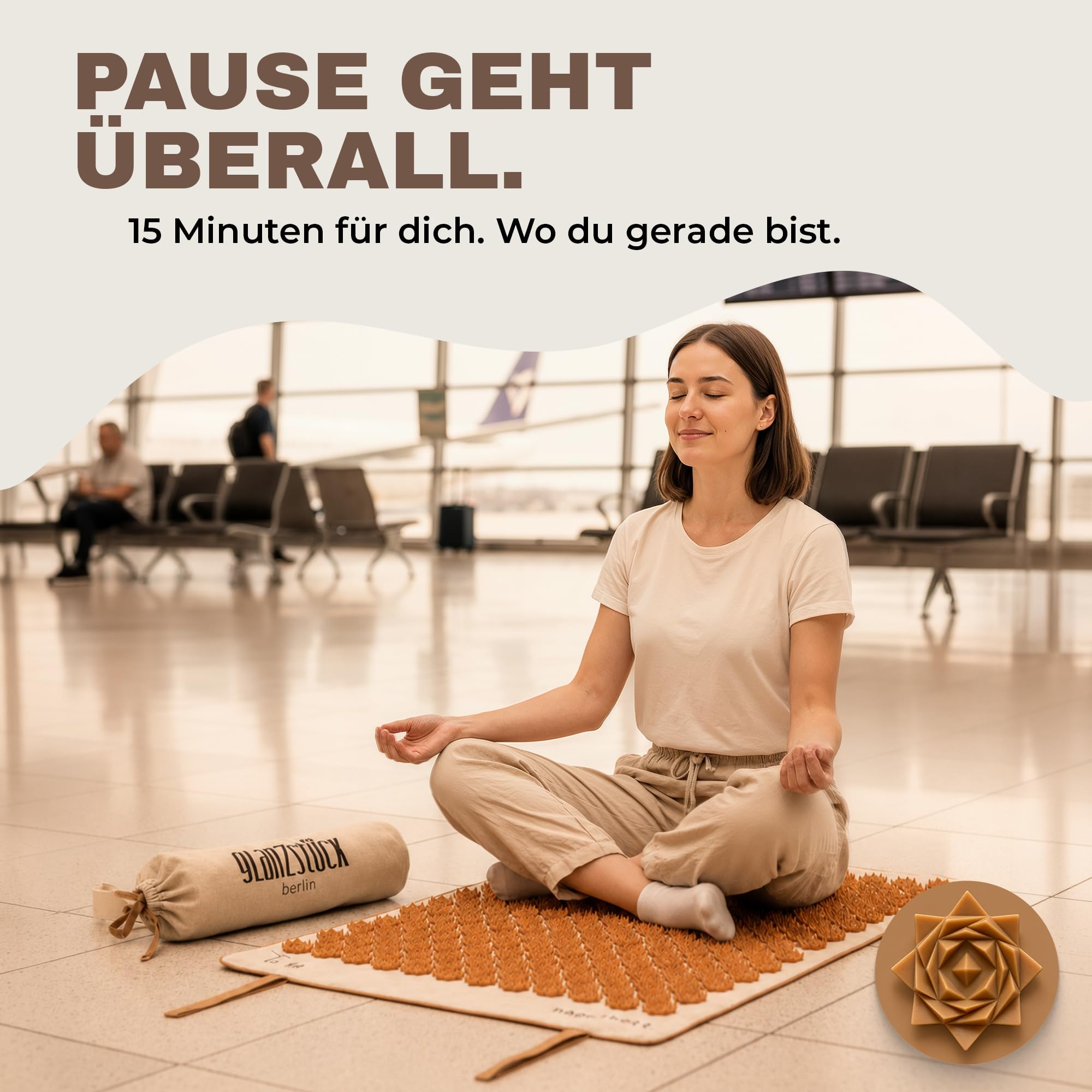 Glanzstück Berlin® Akupressurmatte To Go – rollbare Matte in voller Größe für zu Hause & unterwegs, mit Blütenspitzen & Leinentasche | Designed in Berlin
