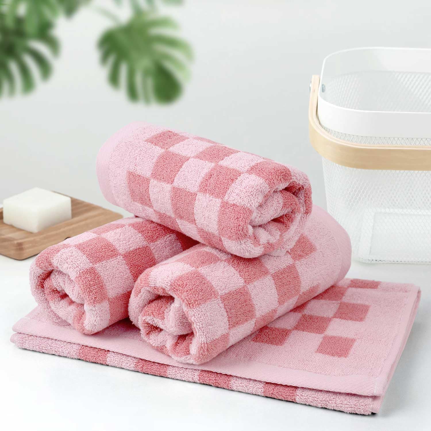 Jacquotha Soft Cotton Hand Towels in Pink Checkered - 4 Pack Lightweight Absorbent Towels for Hand Drying and Face Washing, for Women Girls Wife Daughter, 29x13 Inches - Image 3