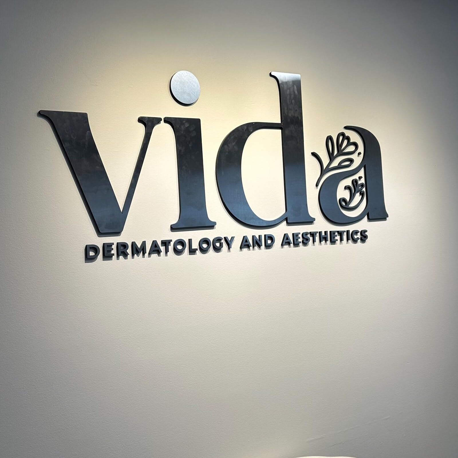 GUANKE Individuelle Wandschilder für Business-Logo, lasergeschnittene 3D-Acrylschilder, für Schönheitssalon, Einzelhandel, Unternehmen, Büro