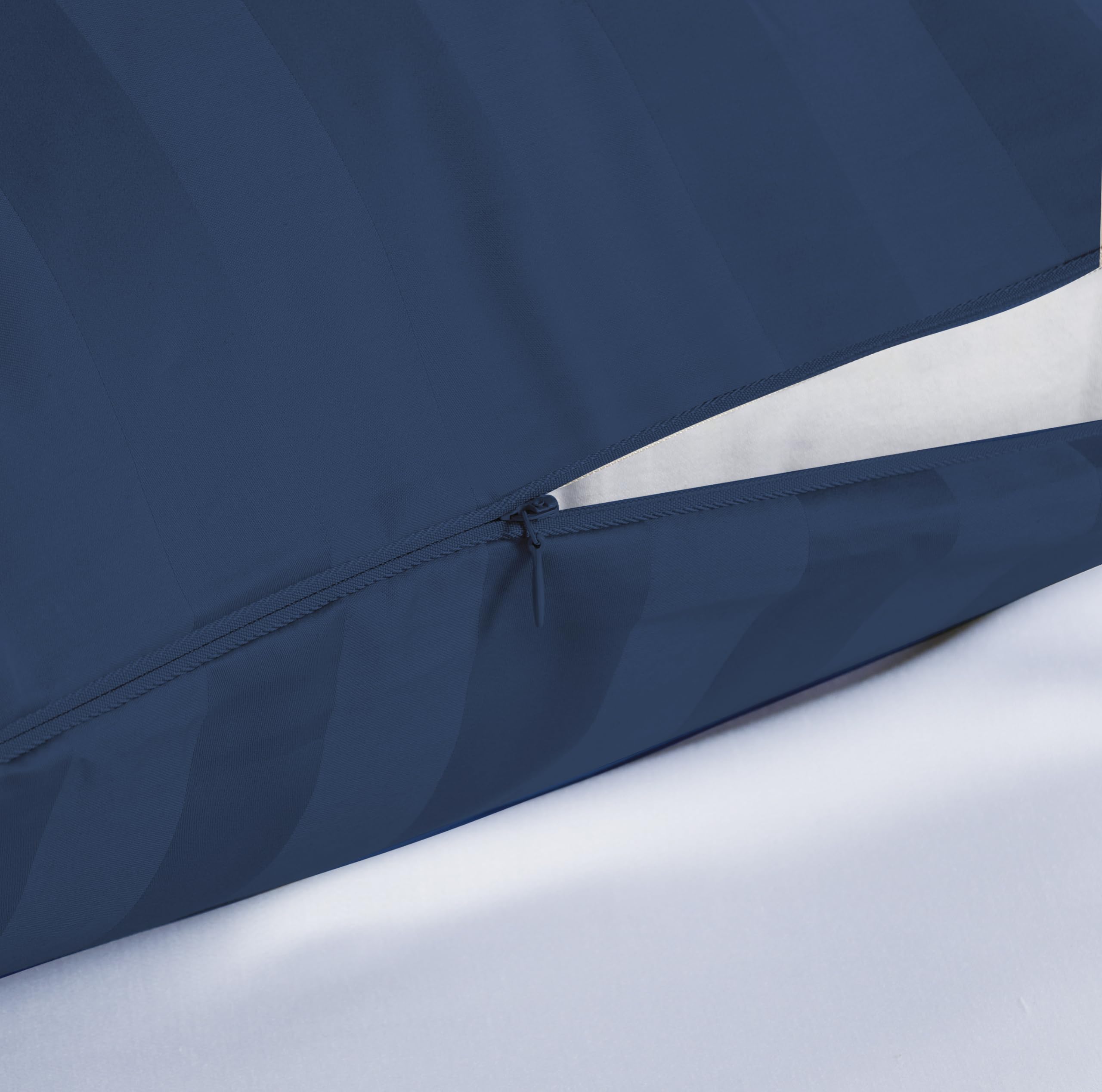 Set di 4 federe copricuscino in 100% cotone egiziano, tessuto in rasatello a 400 fili, con cerniera nascosta, traspiranti, non rumorose, facili da pulire, set da 4 pezzi (blu navy a righe)