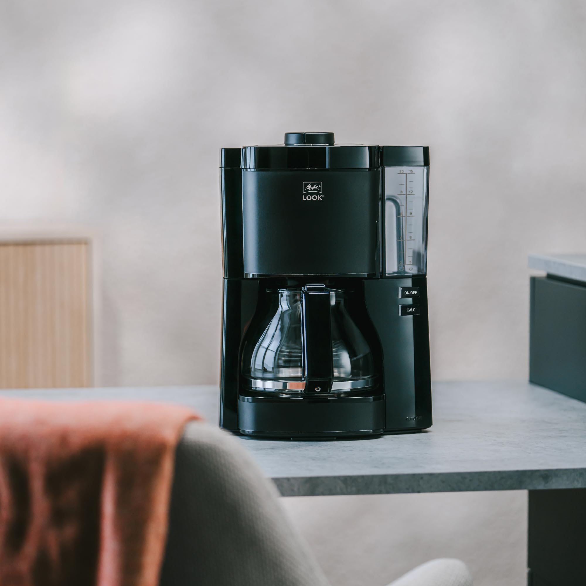 Melitta Look – Filterkaffeemaschine mit Glaskanne und entnehmbarem Wassertank, für bis zu 10 Tassen Kaffee, in Schwarz