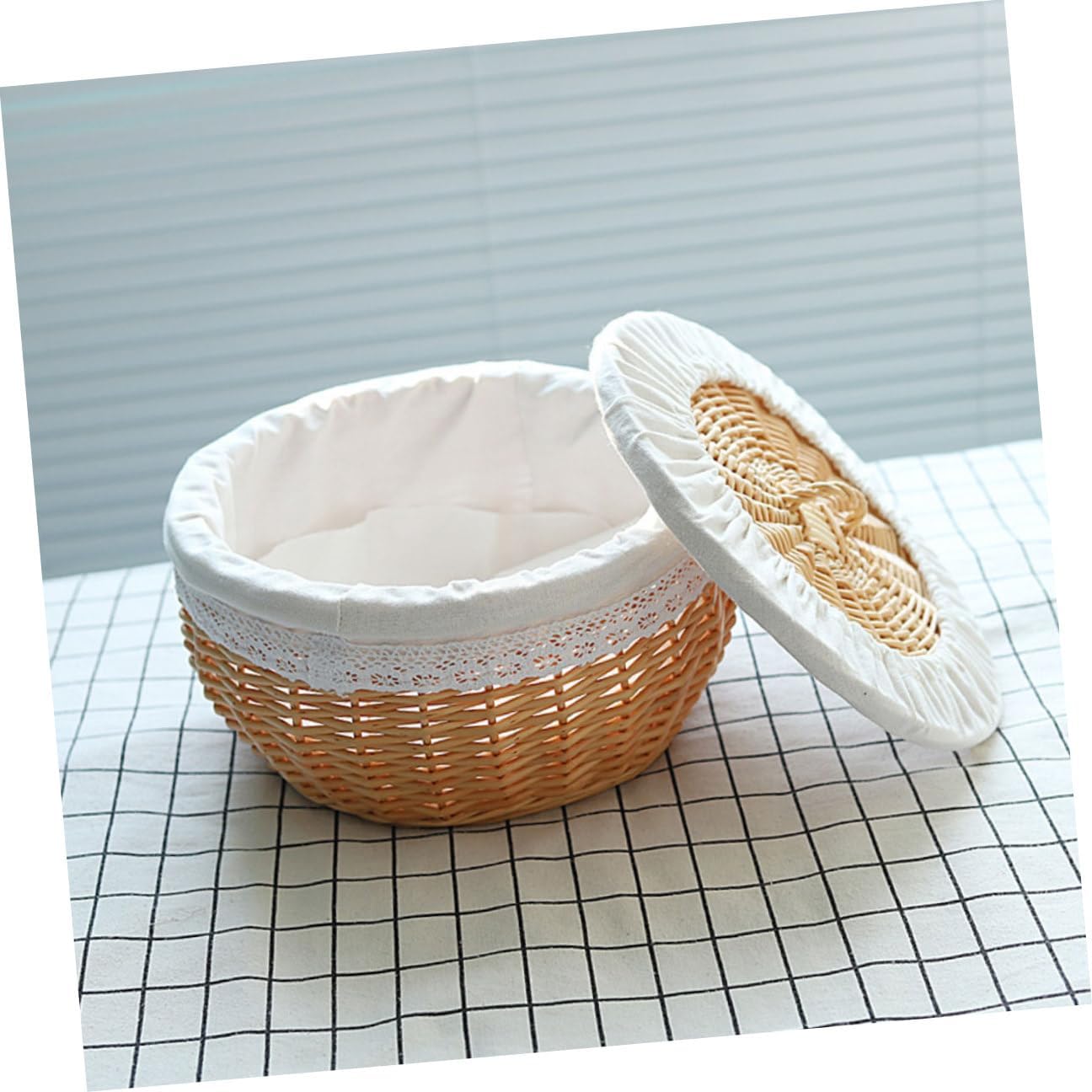 TOYANDONA Woven Food Storage Basket with White Lining, Medium 30cm Diameter, Rattan Style Bread and Snack Organizer for Kitchen and Dining Table, Household Wicker Basket for Fruit and Pantry