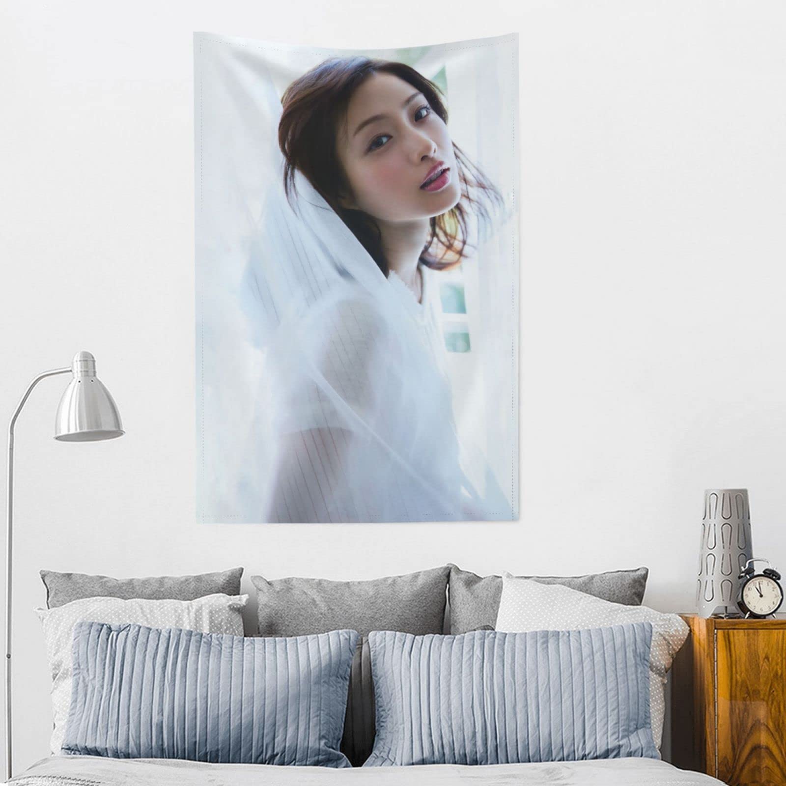 石原さとみ/タペストリー Amazon｜石原聰美 石原さとみ タペストリー 写真の背景ライブ