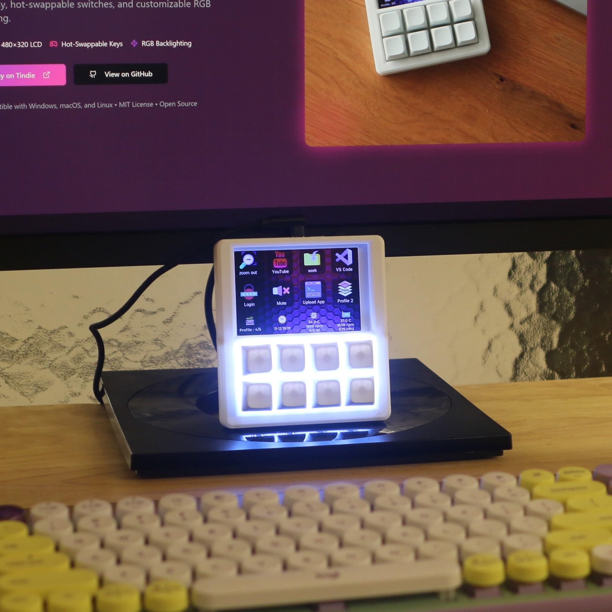 Mechanisches Makropad mit 8,9 cm (3,5 Zoll) TFT-Bildschirm, 8 programmierbare Tasten, ESP32-betriebene benutzerdefinierte Tastatur, treiberfreies HID für Streamer und Designer, Open Source