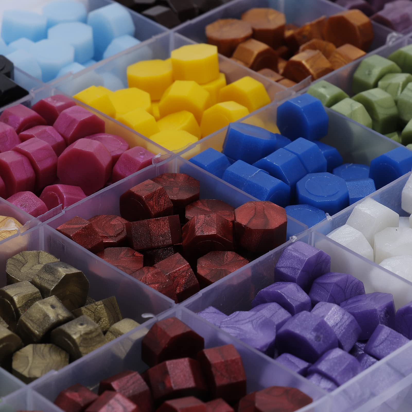 Kit di Perline di Ceralacca da 24 Colori, con Cucchiaio per Sciogliere e Timbro di Cera per Buste Artigianali
