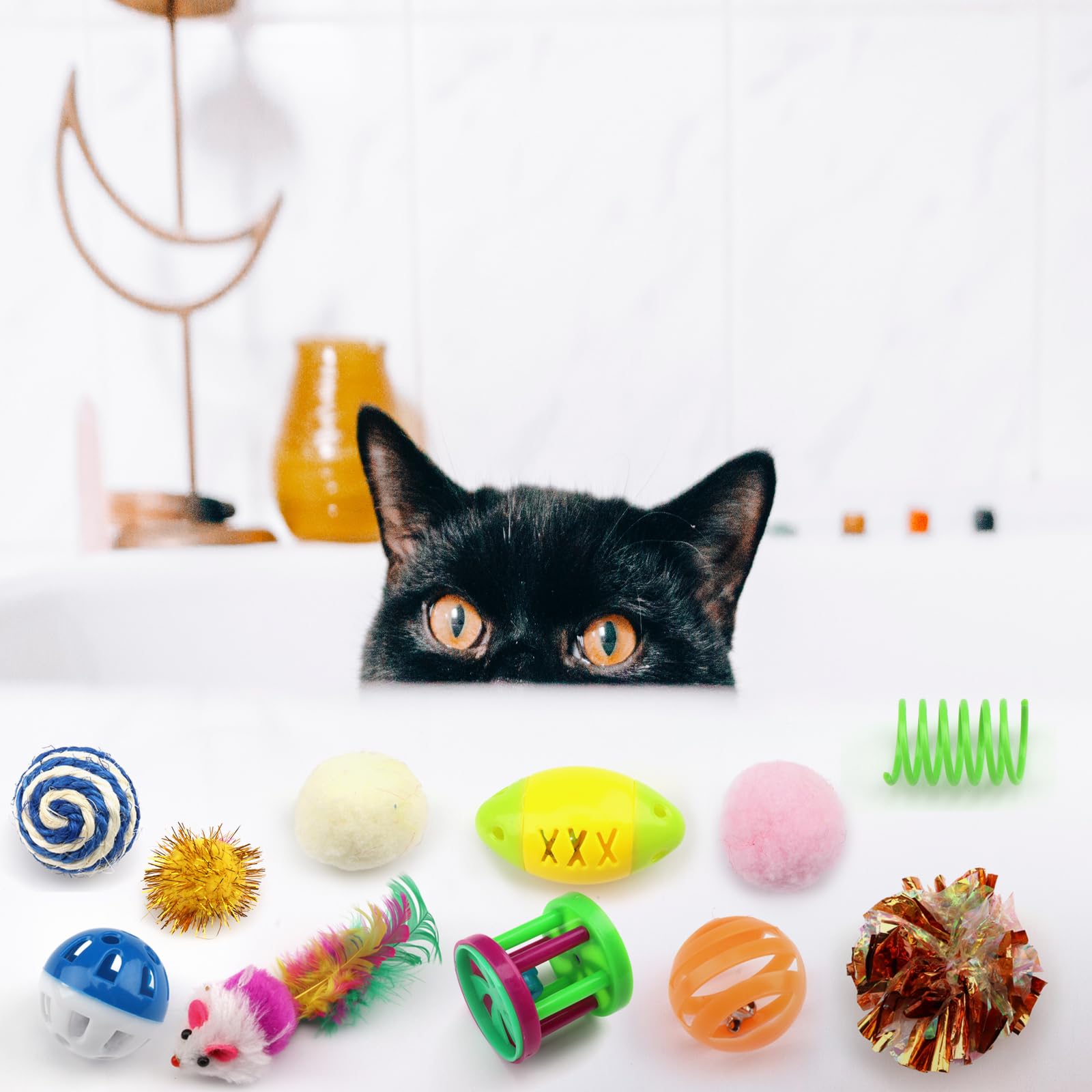 QUOZUO Paquete variado de 32 juguetes para gatos: bolas de gato, plumas, ratones, bolas arrugadas, juguetes de hierba gatera para gatitos de interior