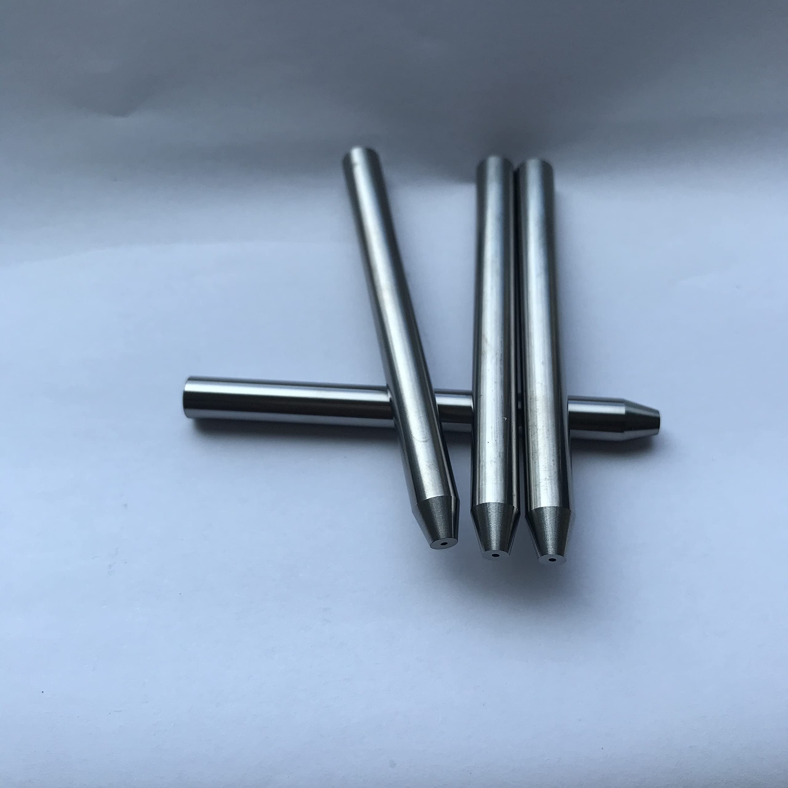 Waterjet Boquilla de chorro de agua Tubo de mezcla Parte de la máquina de carburo de tungsteno cortador (Φ7.14* Φ1.02 * 101.2mm)
