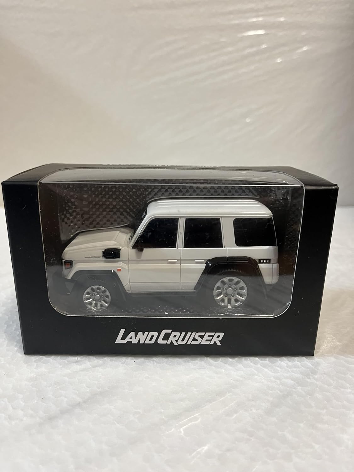 ランドクルーザー70 1/30色見本 ミニカー プルバックカー　ホワイト 販売終了しました】ランドクルーザー70周年記念グッズ限定販売