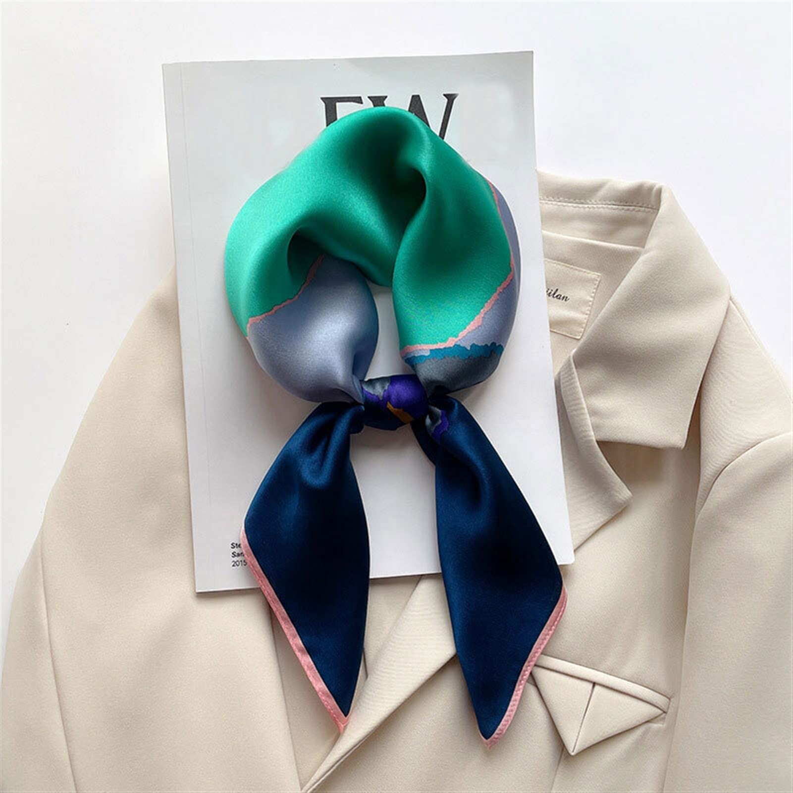Pañuelos Mujer Natural Seda Bufanda Mujeres Primavera Impreso Real Seda Bufandas Shawl Square Bandana Foulard Neckerchief Hijab Bufandas de Moda (Color : 2, Size : 70x70cm)
