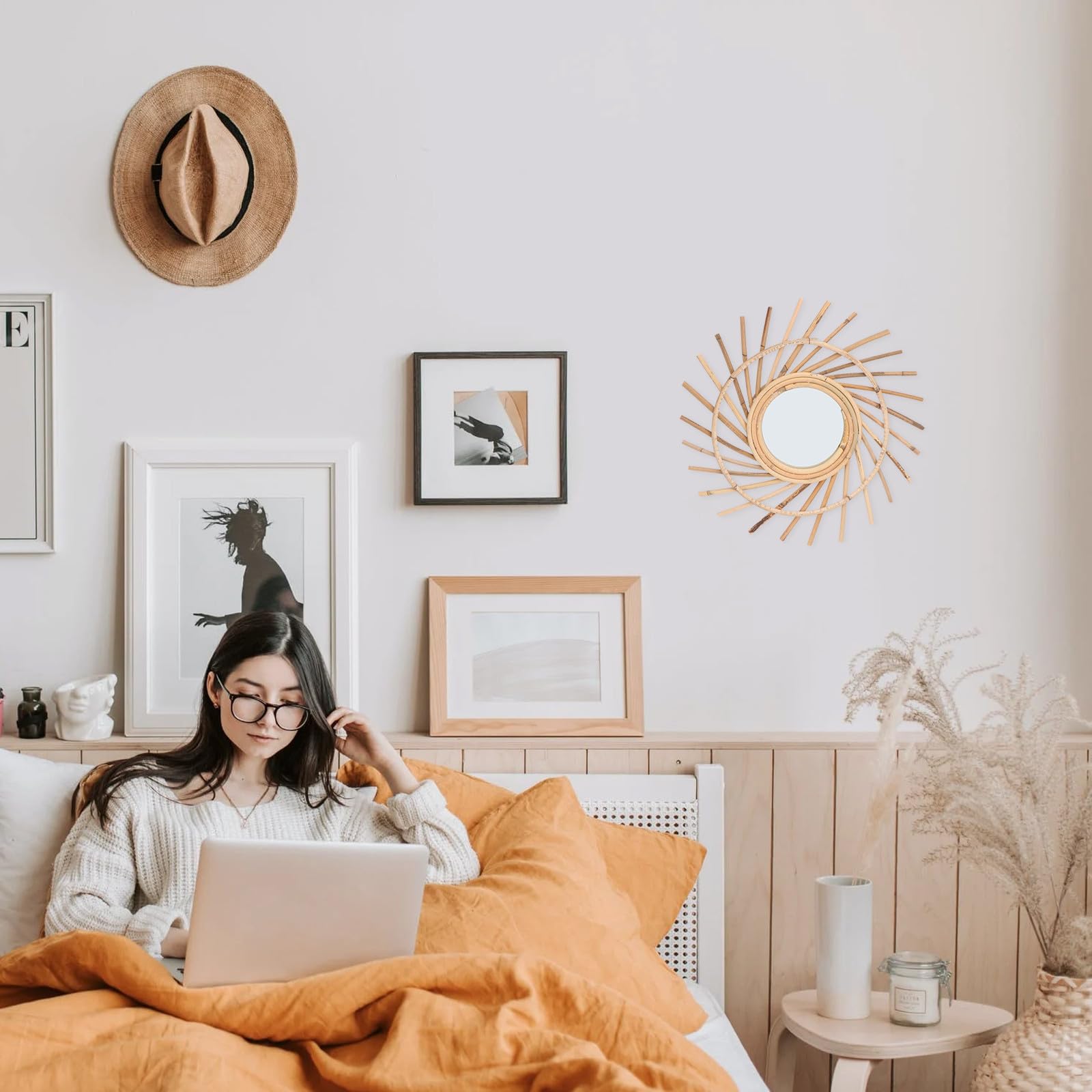 DECHOUS Gewebter Dekorativer Spiegel aus Rattan Handgefertigt Wandmontiert Kaffeefarben für Zuhause und Schlafzimmer Wanddekoration und Foto Requisite