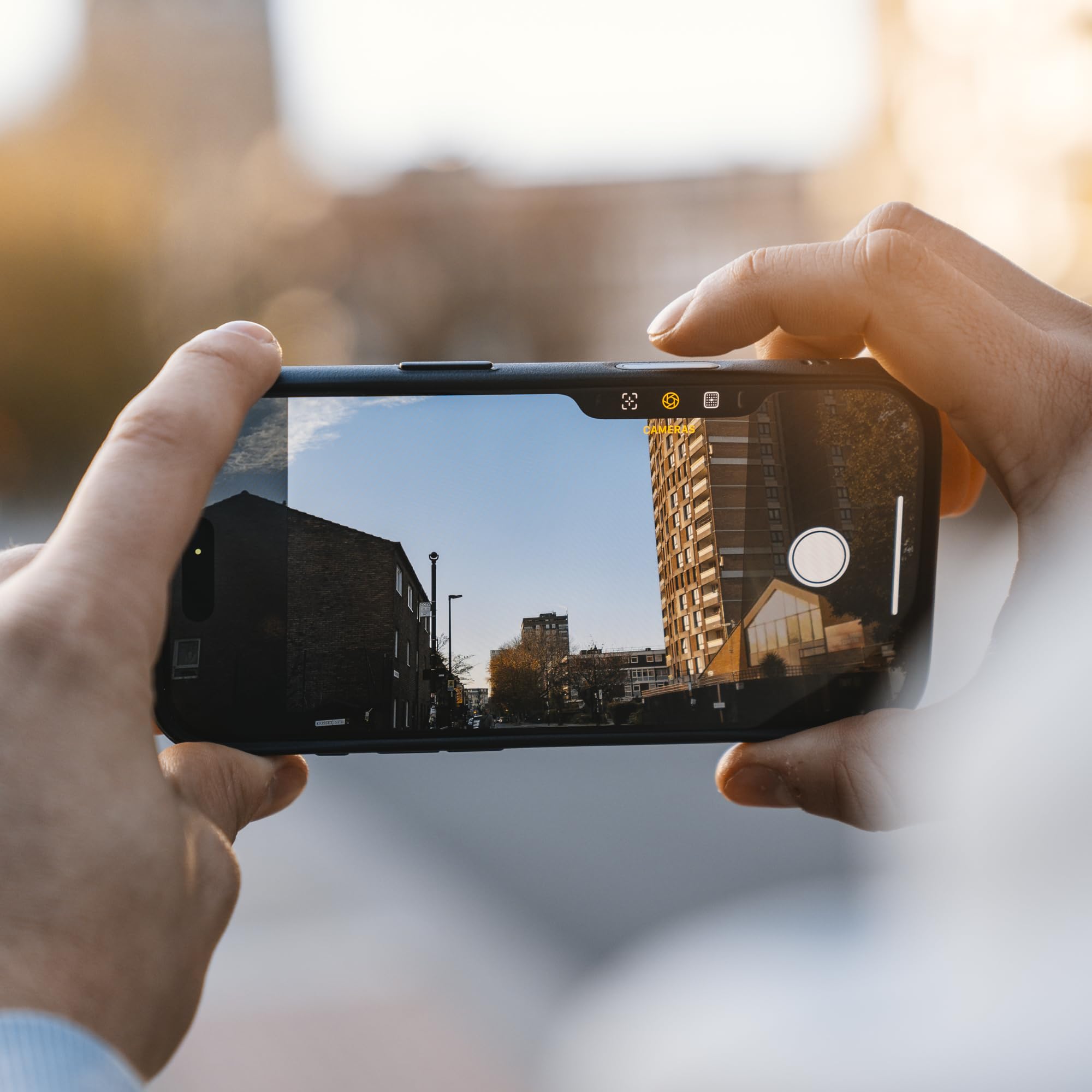 Mous Etui do iPhone'a 16 Pro MagSafe kompatybilne z przyciskiem sterowania kamerą - Limitless 6.0 - nakrapiana czarna tkanina - ochronne, odporne na wstrząsy etui na telefon