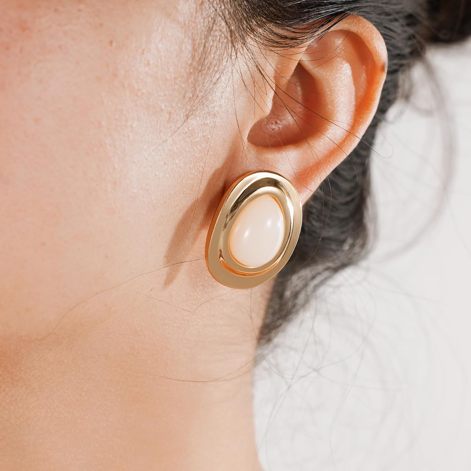 Acrylic Gold Stud Earrings Chunky Statement Vintage Jewelry for Women