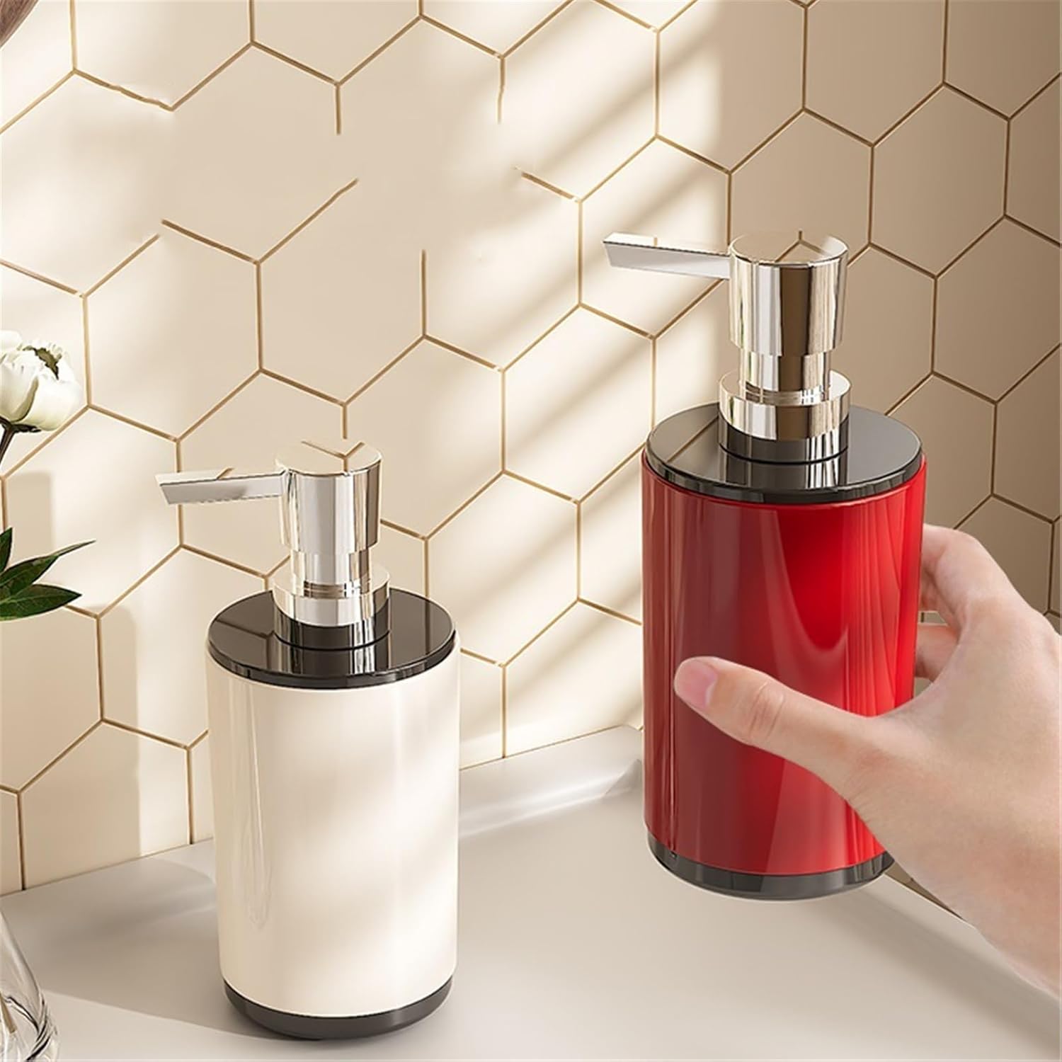 Soap Dispenser Soap Dispenser with Pump Laundry Detergent Lotion Empty Bottle for Kitchen and Bathroom(Red)