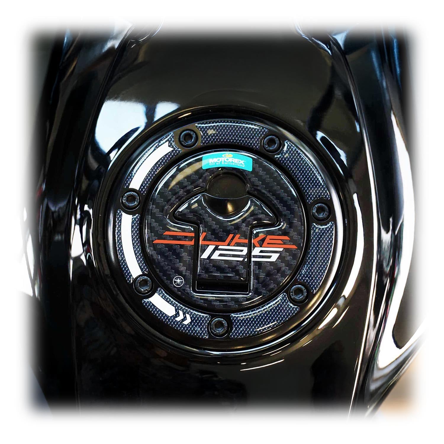 – 3D Resin Sticker Decoration and Protection of Motorcycle Fuel Cap Compatible with KTM 125 Duke 2017-2023