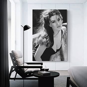 Amazon.co.jp: Monica Bellucci モニカ・ベルッチ ブラック＆ホワイト