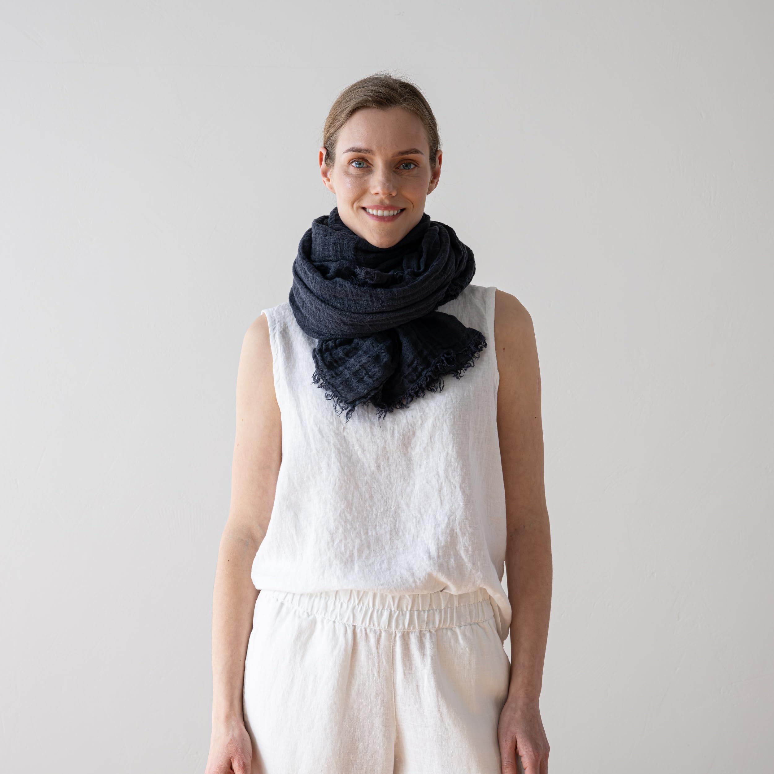 LinenMe - 100% Leinen Sommerschlal 100 x 200 cm Garza Fringe - Leichter Schal Herren Damen Unisex - Leinen Sommer Schal mit Fransen - Geeignet als Stola oder Leichter Überwurf - Pflegeleicht