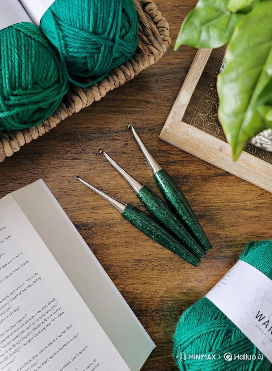 Furls Crochet Hook, Odyssey Emerald Green, Nickel Plated Tip for Effortless Glide, Ergonomic Handle Crochet Hooks 7" (G+) 4.50MM
