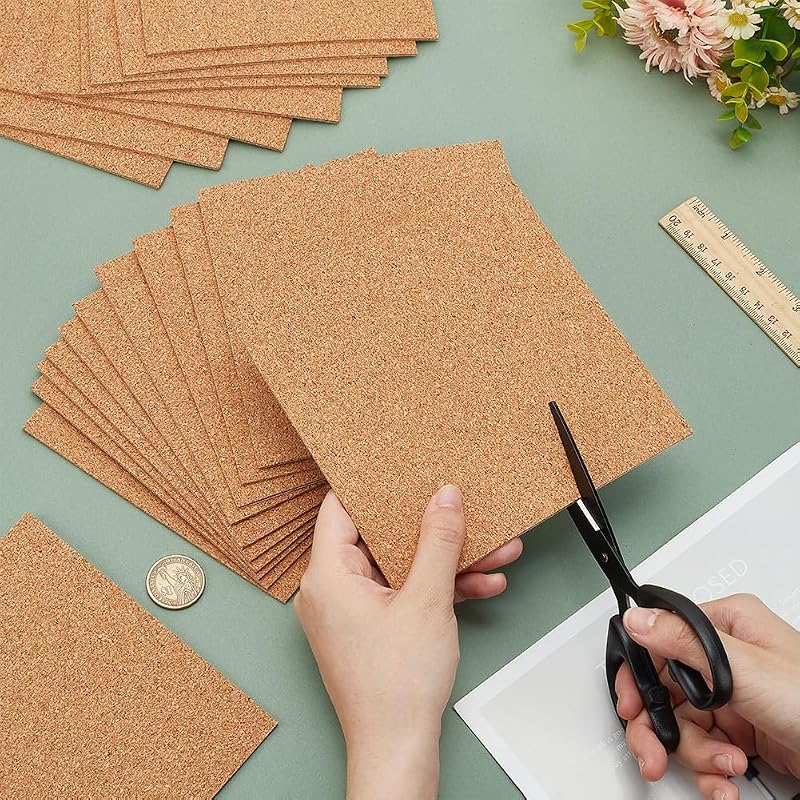 BENECREAT Öntapadós Parafa Tábla Szett 20db - 15x15cm, 2mm Vastag Természetes Parafa Alátét Dekorációhoz, Üzenőtáblához, Barkácsoláshoz