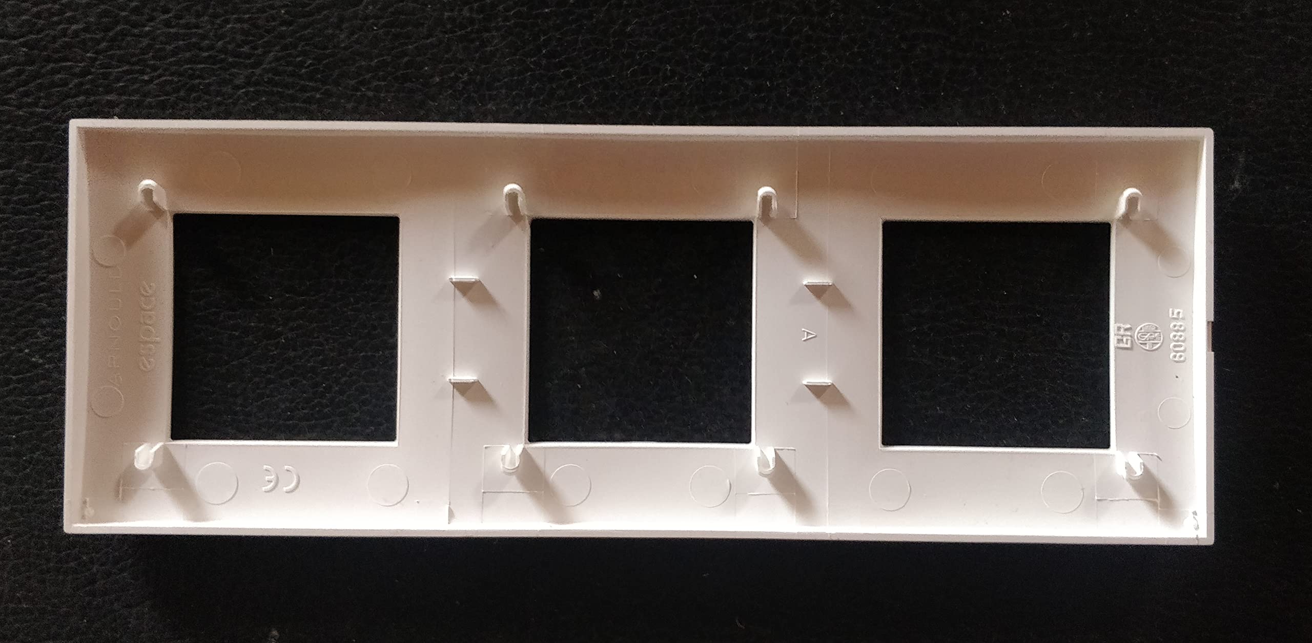 Plaque Blanc 3 Postes Arnould Espace Evolution - 64403