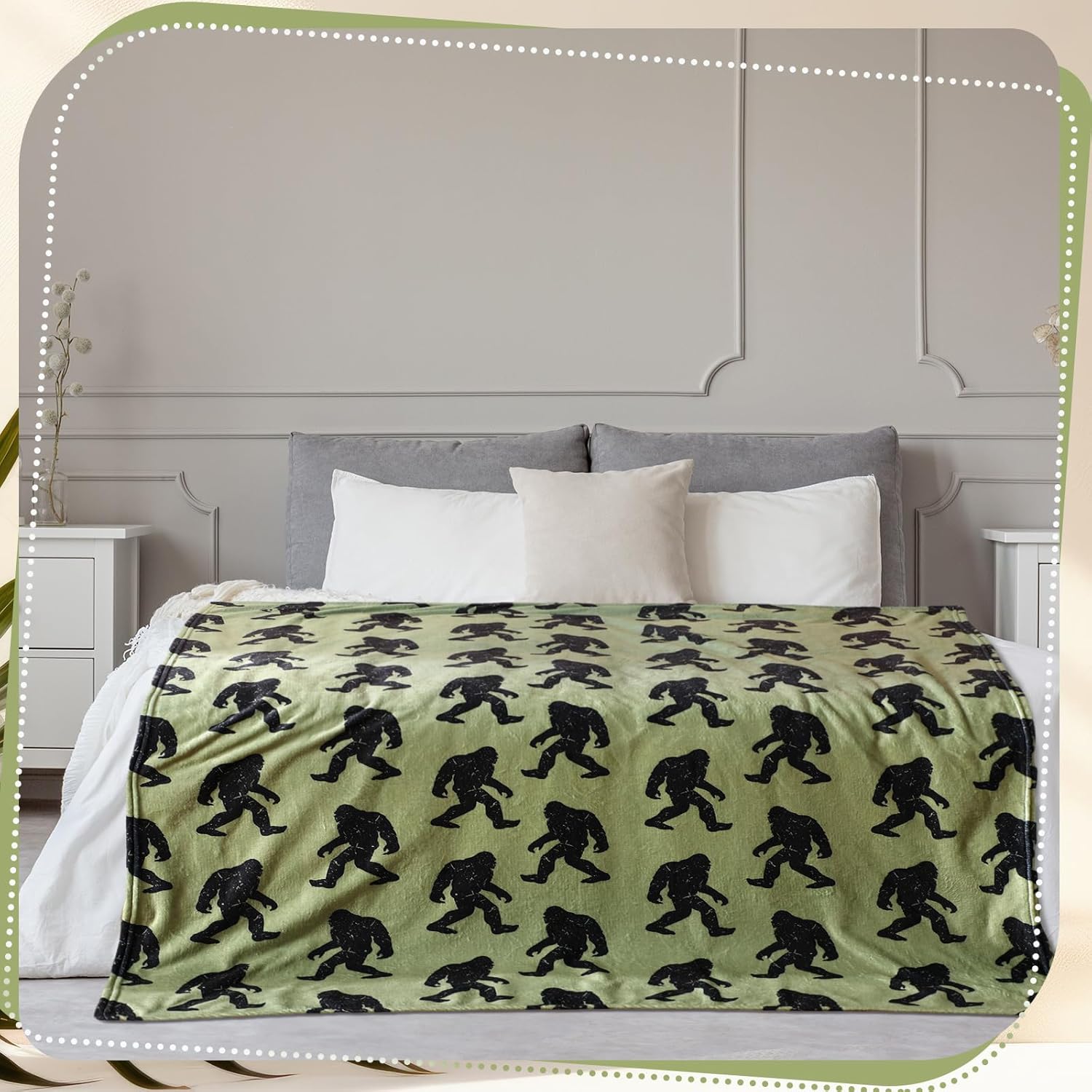 Buryeah Big Foot Sasquatch Gifts Bigfoot Blanket for Men Women Funny Birthday Unique Sasquatch Gifts Vintage Flannel Throws Blanket for Bed Sofa, 50"x60"(Green,Black) - Image 5