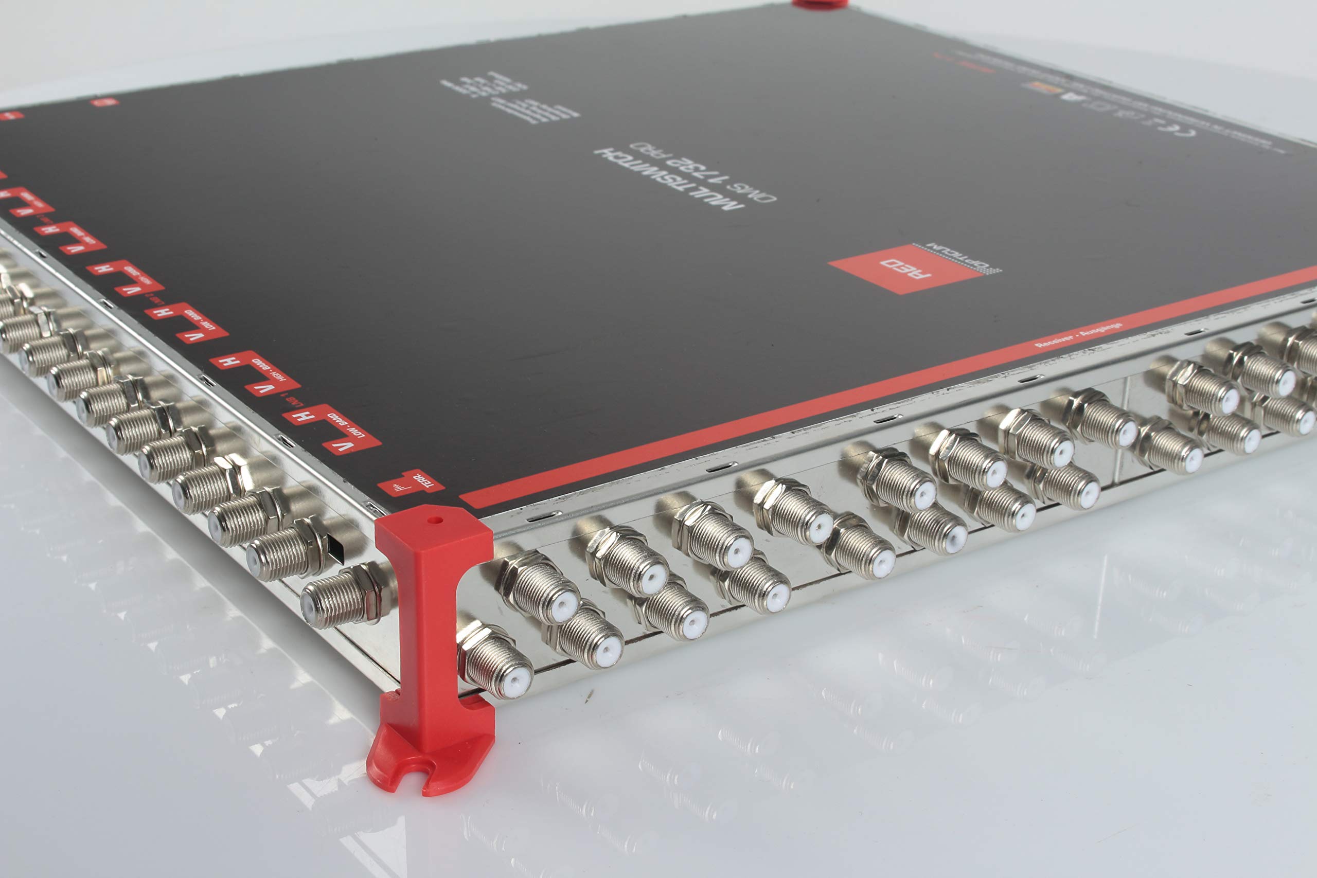 RED OPTICUM OMS 17/32 PRO TR Sat Multischalter 32 Teilnehmer - Sat Verteiler 4 Satelliten an bis zu 32 Teilnehmer mit vergoldeten Kontakten - 3D UHD 4K Ready - Multiswitch Quattro LNB geeignet