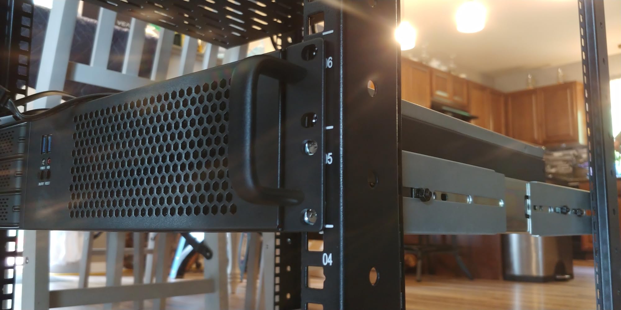 8sp Desktop Rack Rail Rackmount Sliding Rails - Kit for 2U-8U Chassis (Adjustable 18