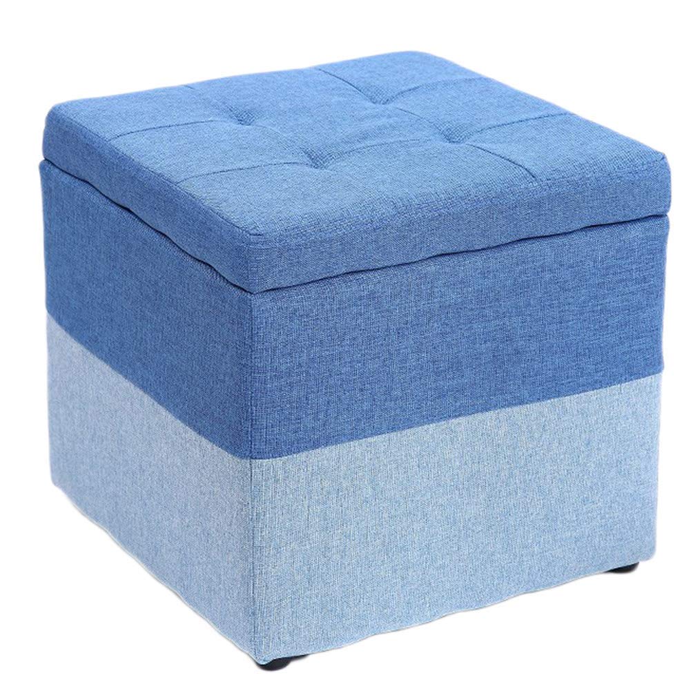 Coffre à jouets et table basse en lin bleu pour un salon toujours ordonné