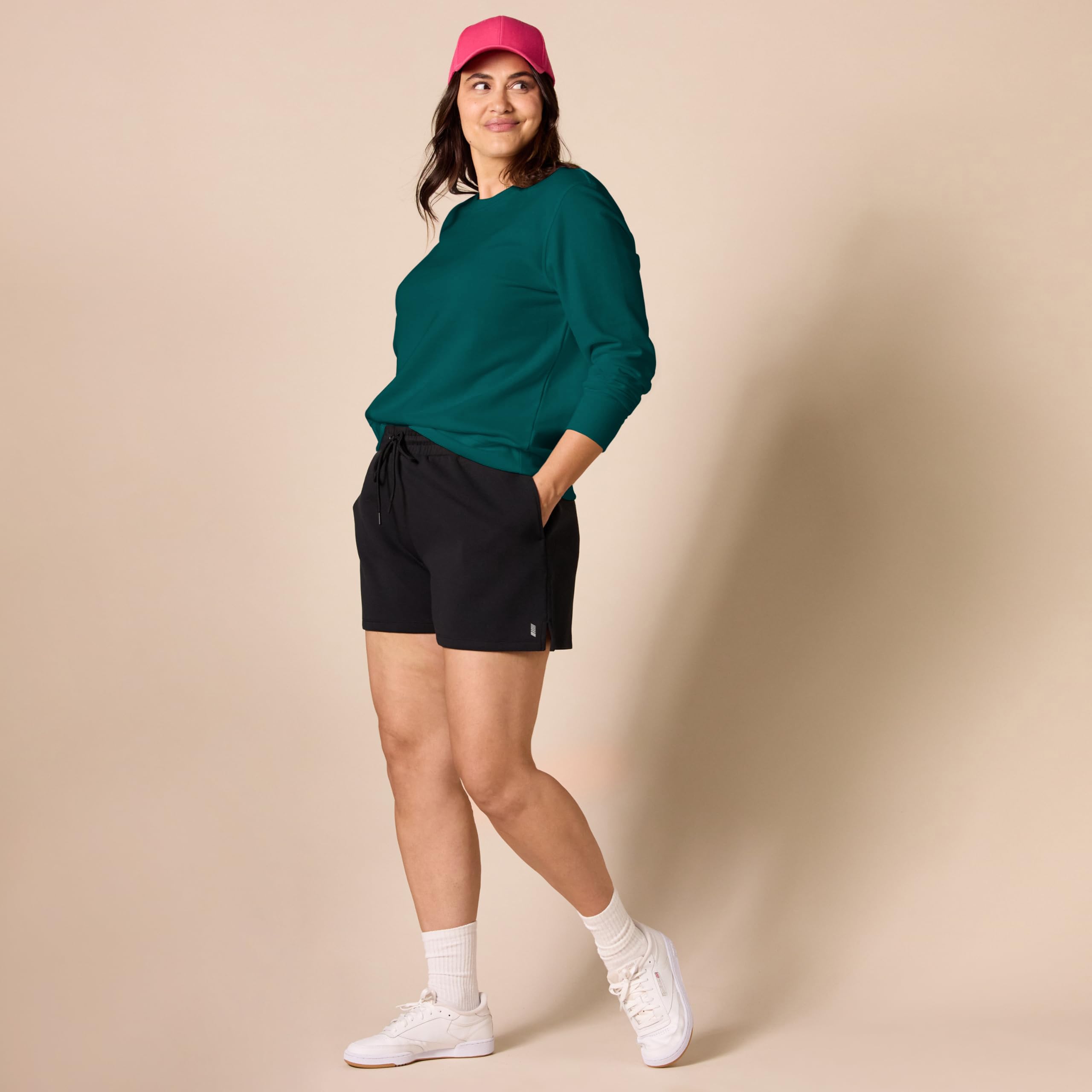 Amazon Essentials Mujer Sudadera con Cuello Redondo de Forro Polar (Disponible en Tallas Grandes) — view 38