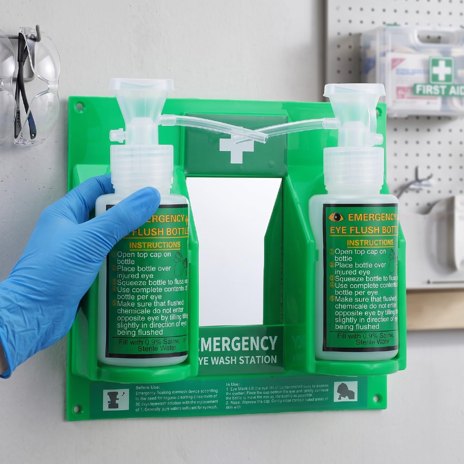 Naroote Station de Lavage Oculaire Portable, Support Mural avec 2 X 500 ML