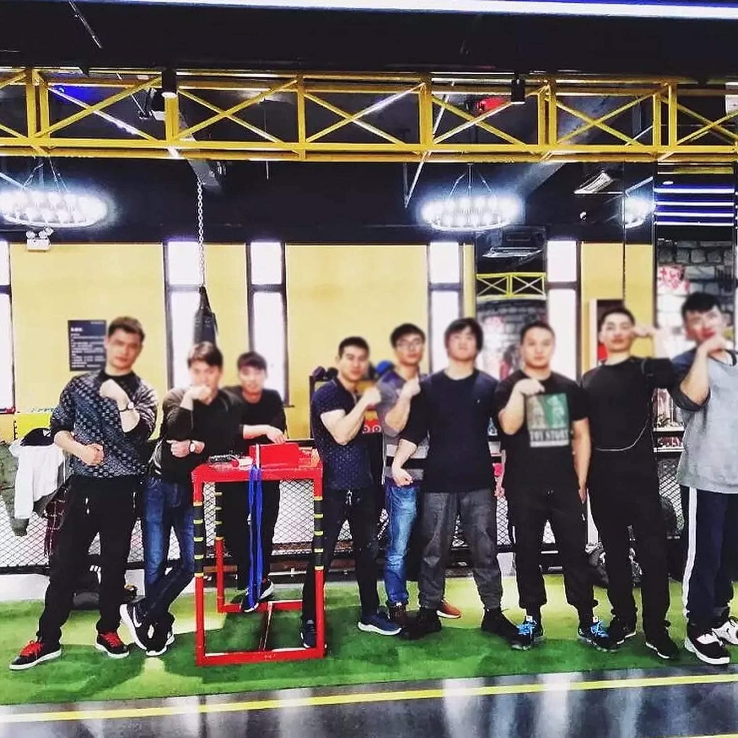 Amazon | スタンダードアームレスリングテーブル、手首レスリング