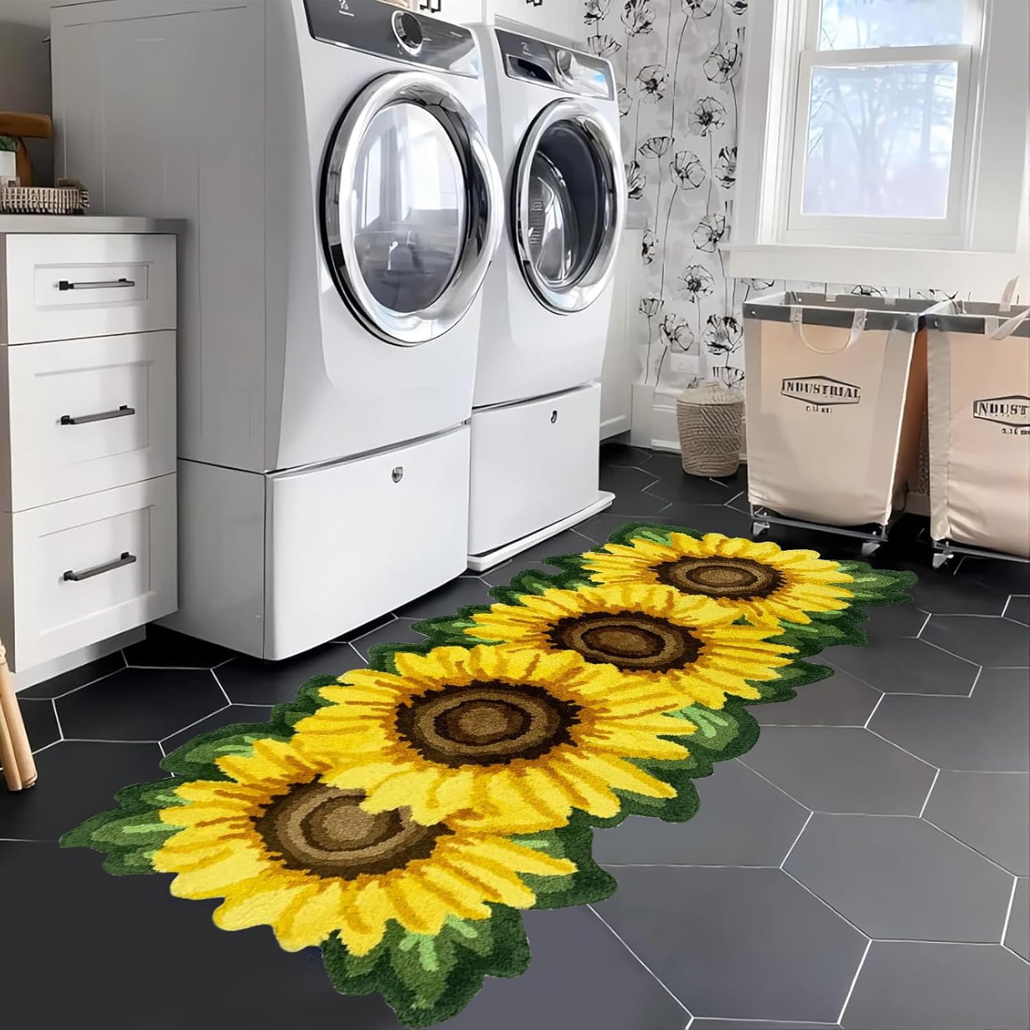 Sunflower Runner Rugs, Handmade Floral Area Rug Washable Non-Skid Laundry Rug Soft Shaggy Carpet for Kitchen Laundry Bathroom Bedroom Shower, 25.6''x63''
