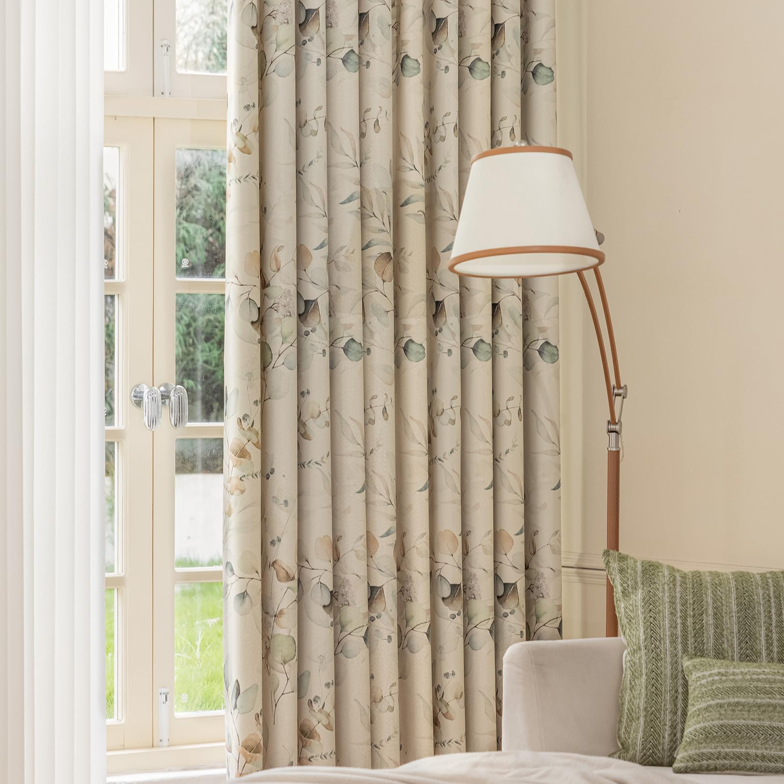 SUOUO Braune Verdunkelungsvorhänge mit Blumenmuster für Schlafzimmer, Gemustert, grünes Blatt, H 225 x B 140 cm, 2er-Set, Raumverdunkelung, Fenstervorhänge für Wohnzimmer