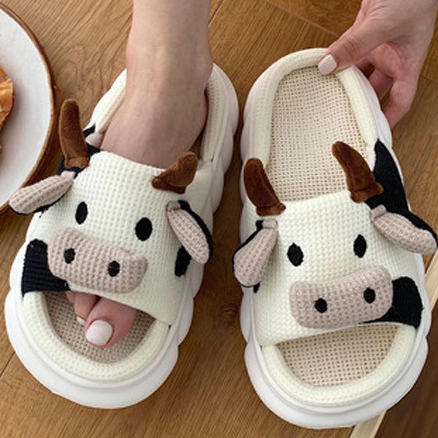 CCYLEZ Sandals, Open Toe Slippers Comfortable Stylish Cow Cartoon Pattern for 4 Season