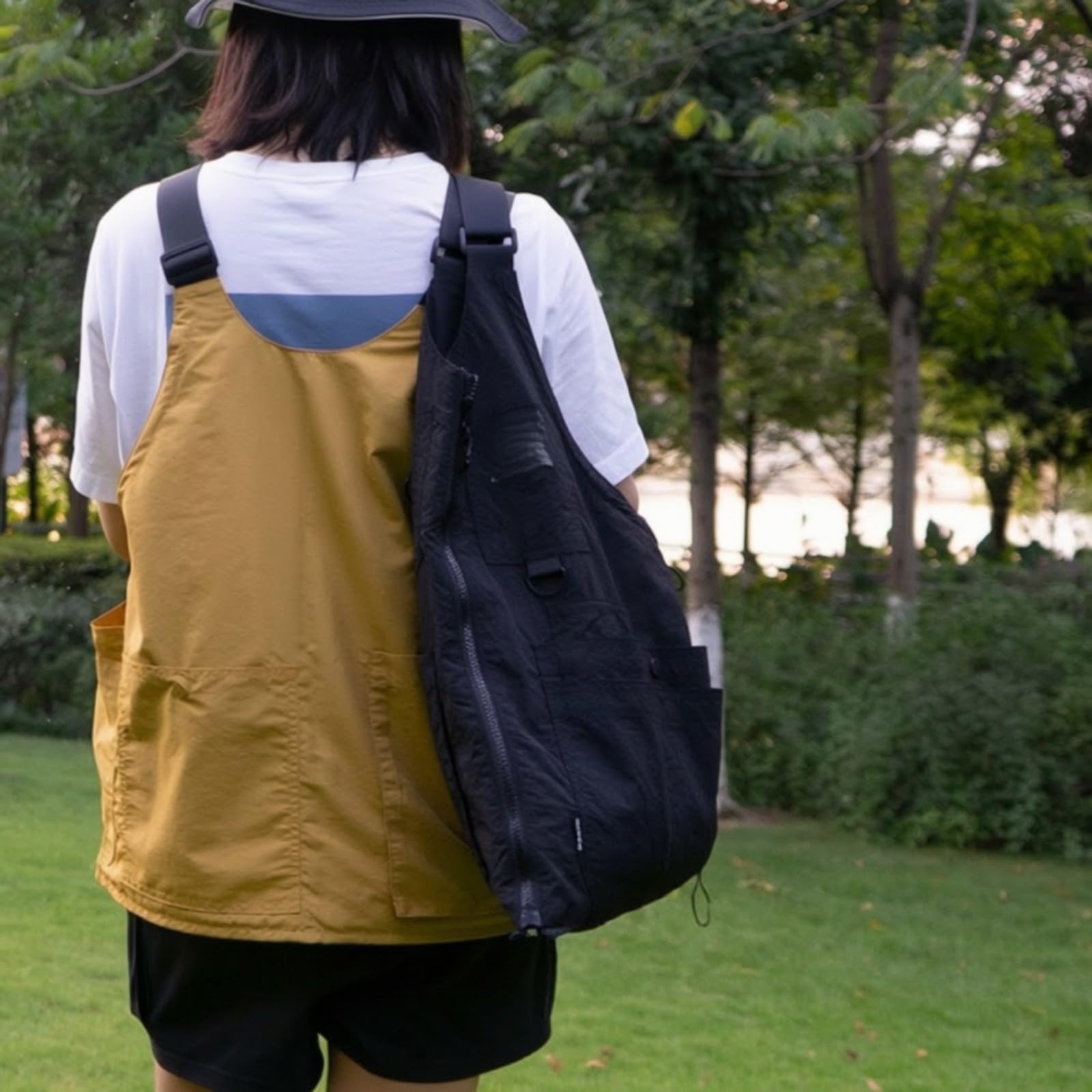 Gilet Trasformabile in Zaino | Tasche Frontali Multiple per Accessori, Gilet da Campeggio, Trekking, Nero