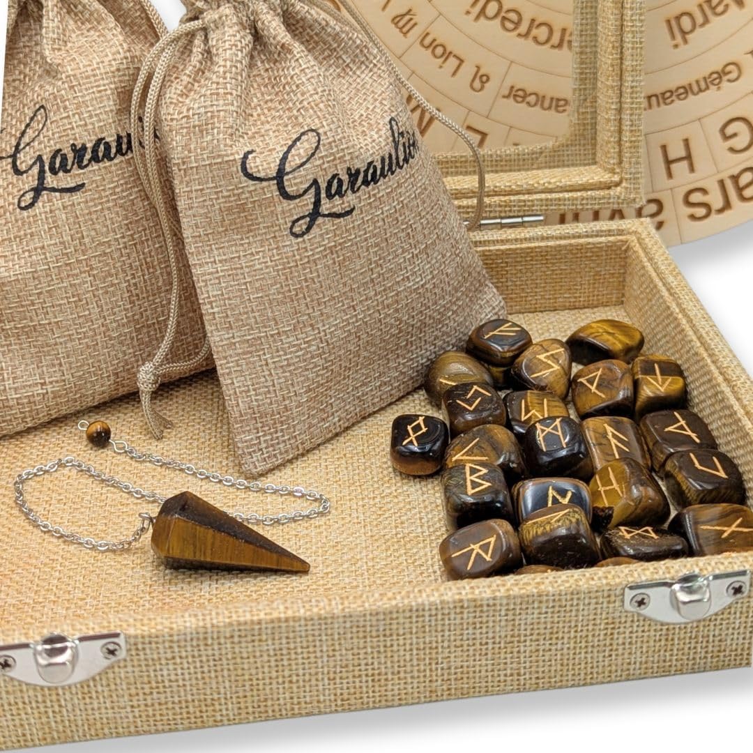 Coffret Divinatoire en Œil de Tigre – Pendule, Runes, Planche de Divination + 2 Guides PDF – Kit Intuition & Protection avec Pochettes et Coffret en Jute