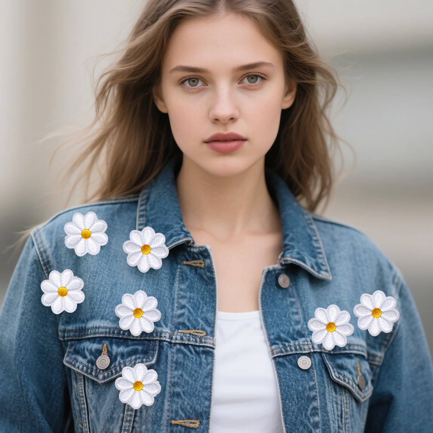 50 Toppe Termoadesive Fiori E Farfalle - Patch Ricamate Per Personalizzare Jeans, Magliette, Zaini