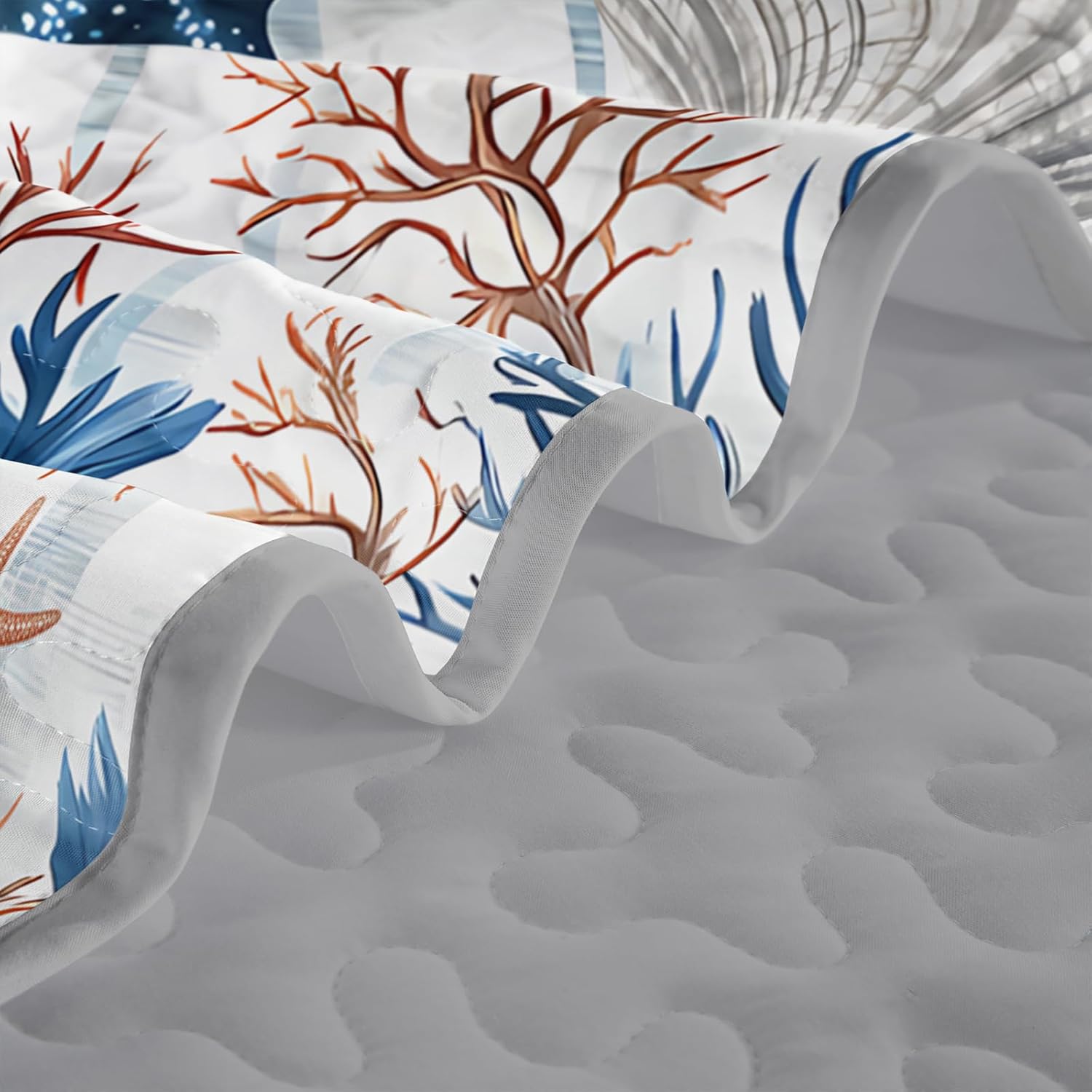 QOOMO Coastal Quilt Set Full/Queen Size,Starfish Coral Nautical Bedspread Coverlet Set,Ocean 3Pcs Bedding Set Printed Quilt with 2 Pillowcases,Soft and Lightweight,for All Seasons