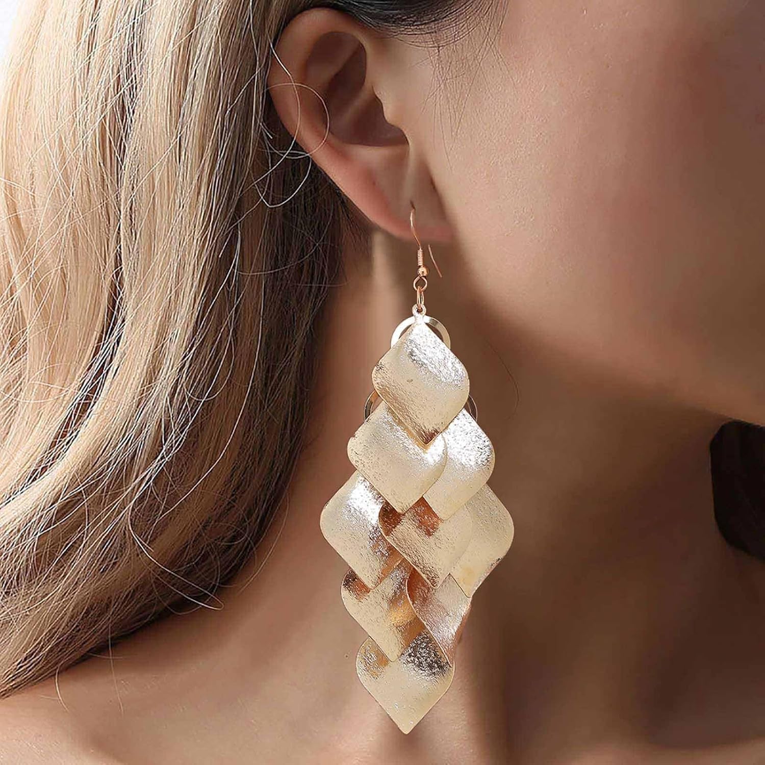 Andelaisi Punk Chandelier Leaf Earrings Long Leaf Chandelier Earrings Exaggerated Metal Leaf Drop Earrings Leaf Statement Earrings Gold Chunky Leaf Fringe Earrings Jewelry for Women - Image 3