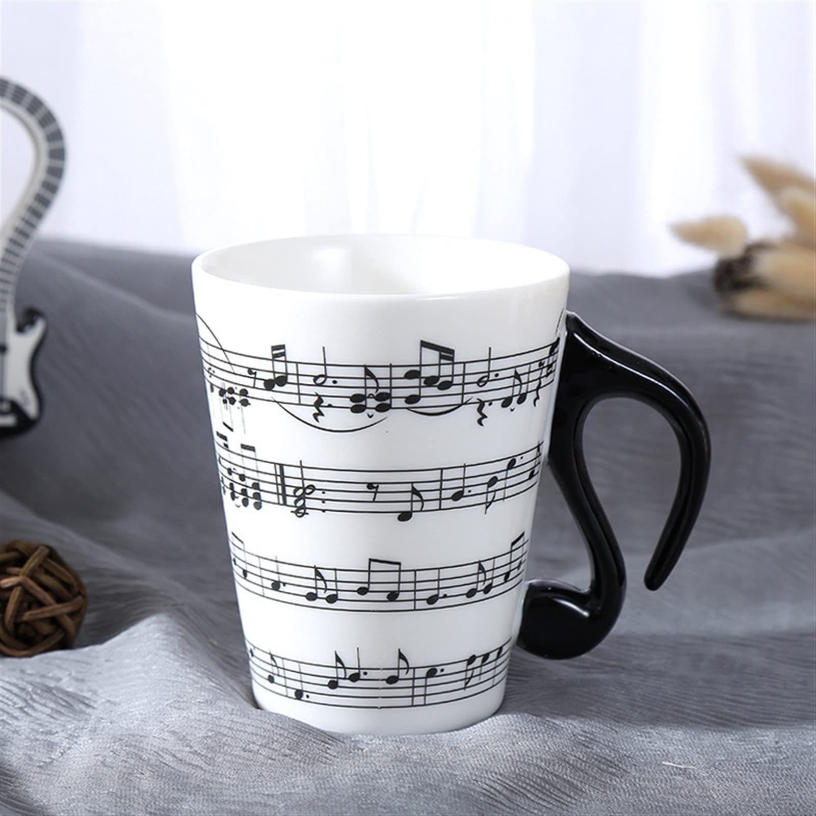 Tazze da tè 370ml MUSICA MUSICA MUSICA Creative Violin Style Guitar Guitar Tazza in ceramica Tazza da caffè Tazza da caffè con manico Tazze da caffè Tazze Novità Regali novità Tazze da infusione
