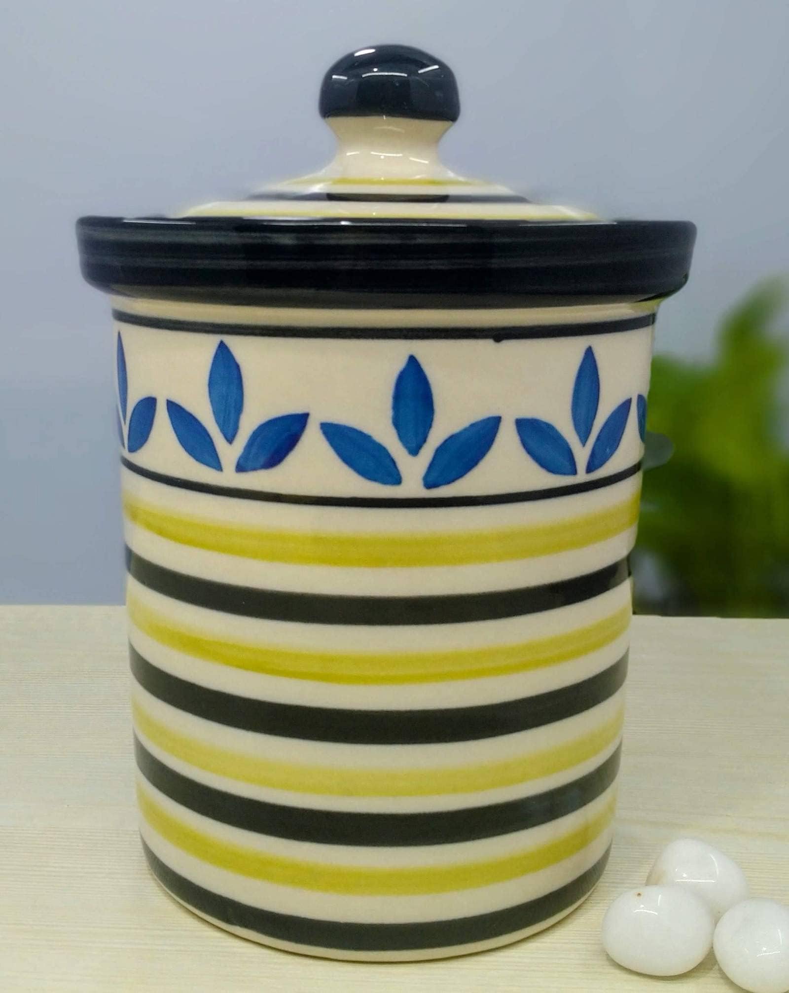 KITTENS Handcrafted Ceramic Storage Jar with Lid – 750ml – Multicolor Handpainted | Food Grade Ceramic Container for Cookies, Dry Fruits, Pickle, Tea, Spices – Microwave & Dishwasher Safe – Set of 1