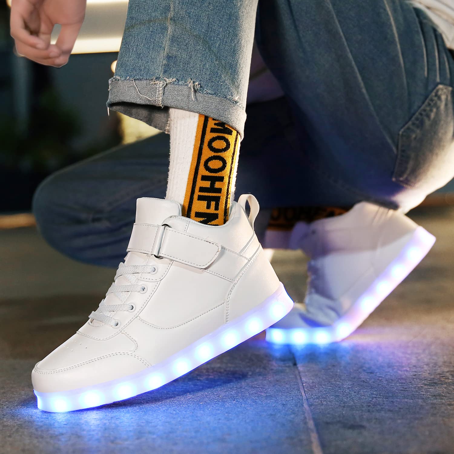 Kids Light up Shoes Led Sneakers USB Charging Flashing Trainers for Boys Girls High Top Sneakers