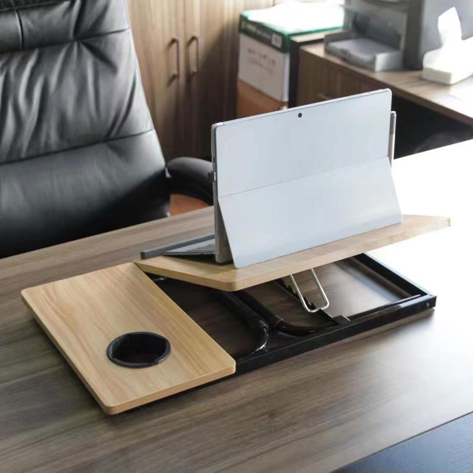 Regulowane biurko na laptopa do łóżka, składany przenośny stół z uchwytem na kubek i wentylatorem chłodzącym do pracy, nauki, śniadania, grania i czytania